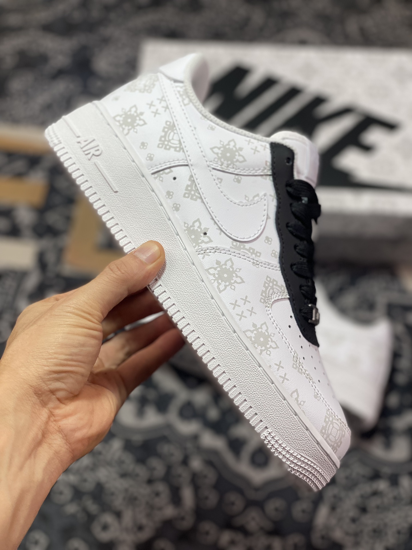 220 Air Force 1 Low Reacr Qs x CLOT 传统中国风 315166-100