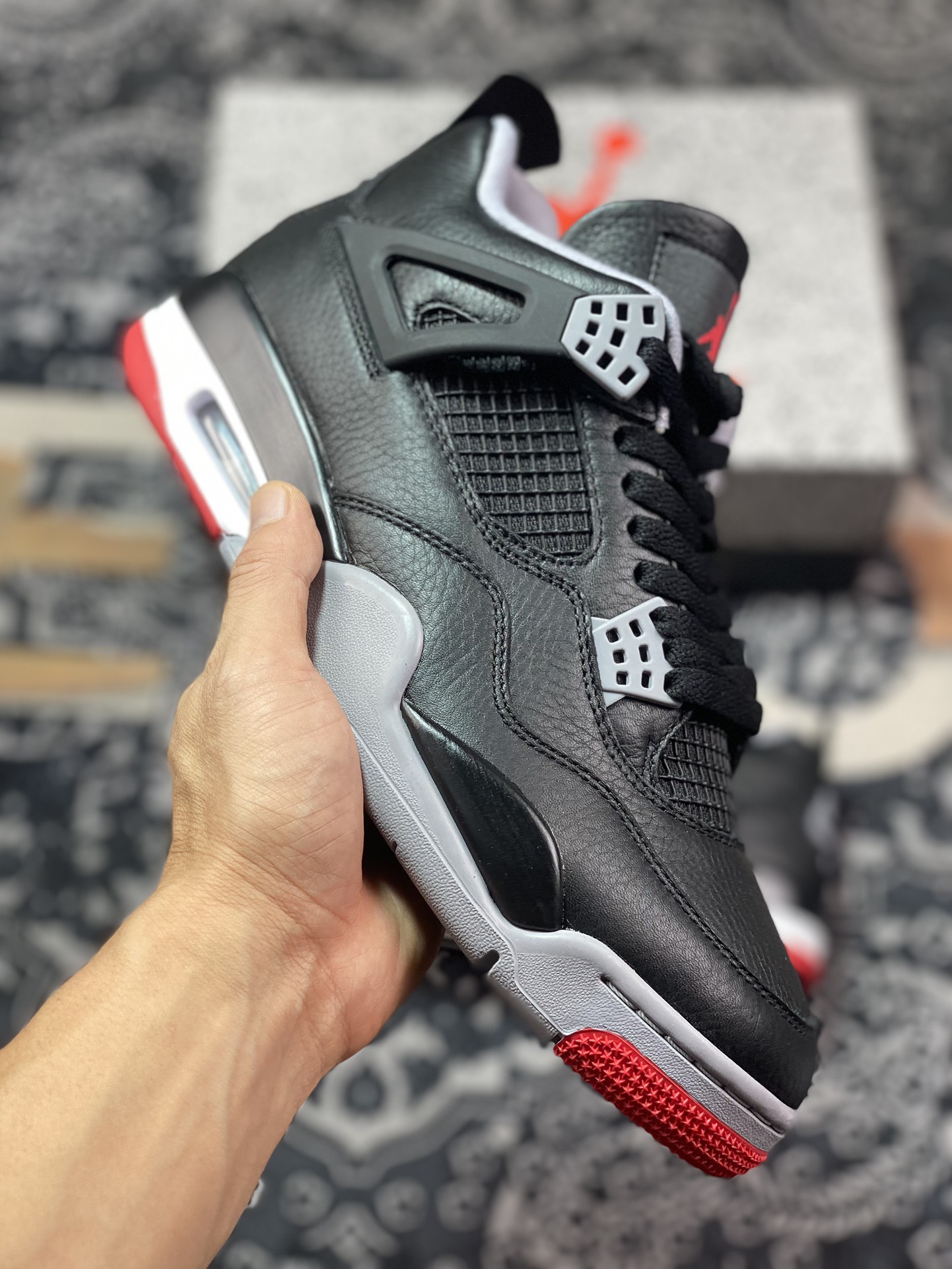 Air Jordan 4 Retro ”Bred Reimagined” 2024版 黑红 FV5029-006