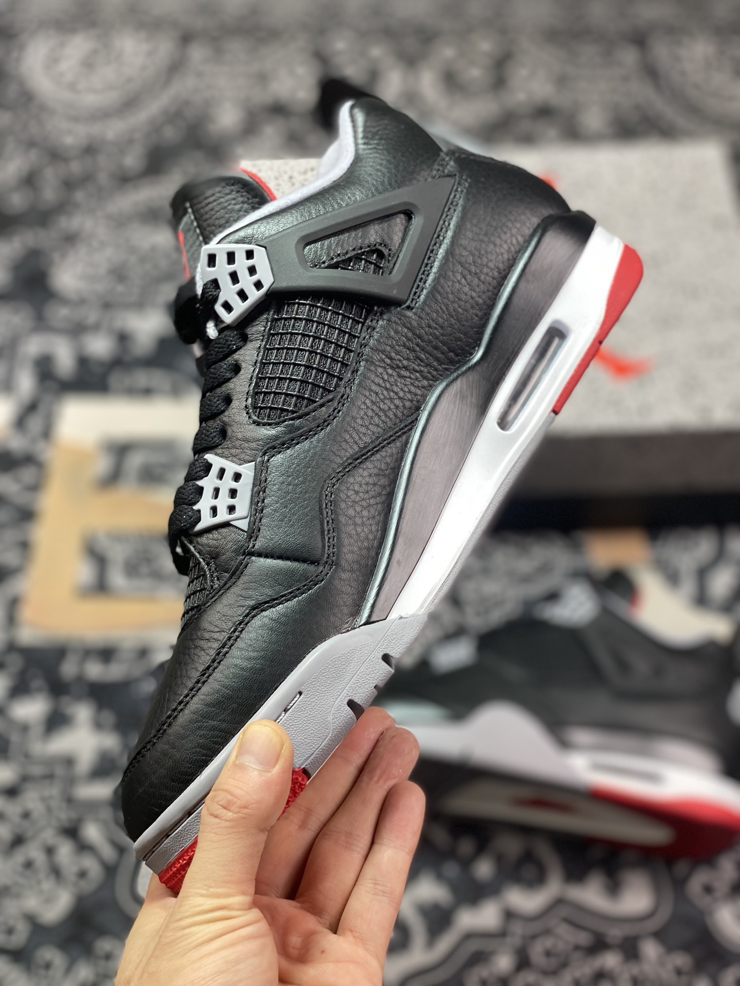 Air Jordan 4 Retro ”Bred Reimagined” 2024版 黑红 FV5029-006