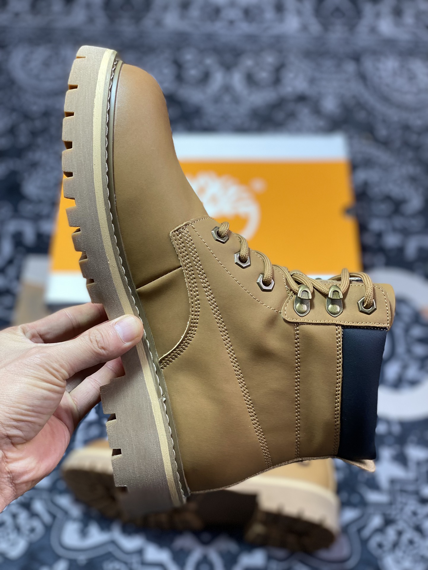 320 Timberland添柏岚天伯伦户外高帮休闲大黄靴系列