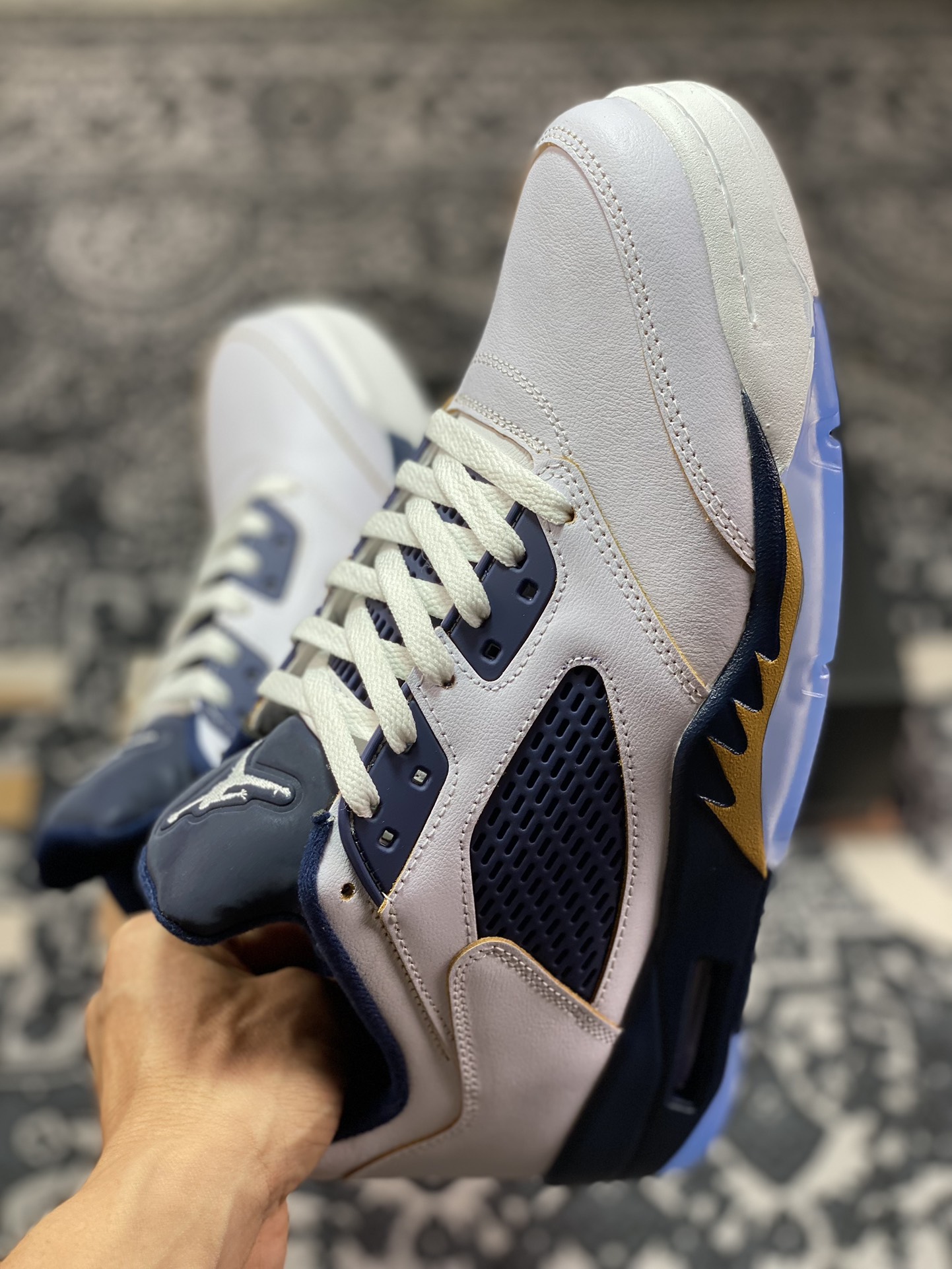 300 Air Jordan 5 Low 819171-135