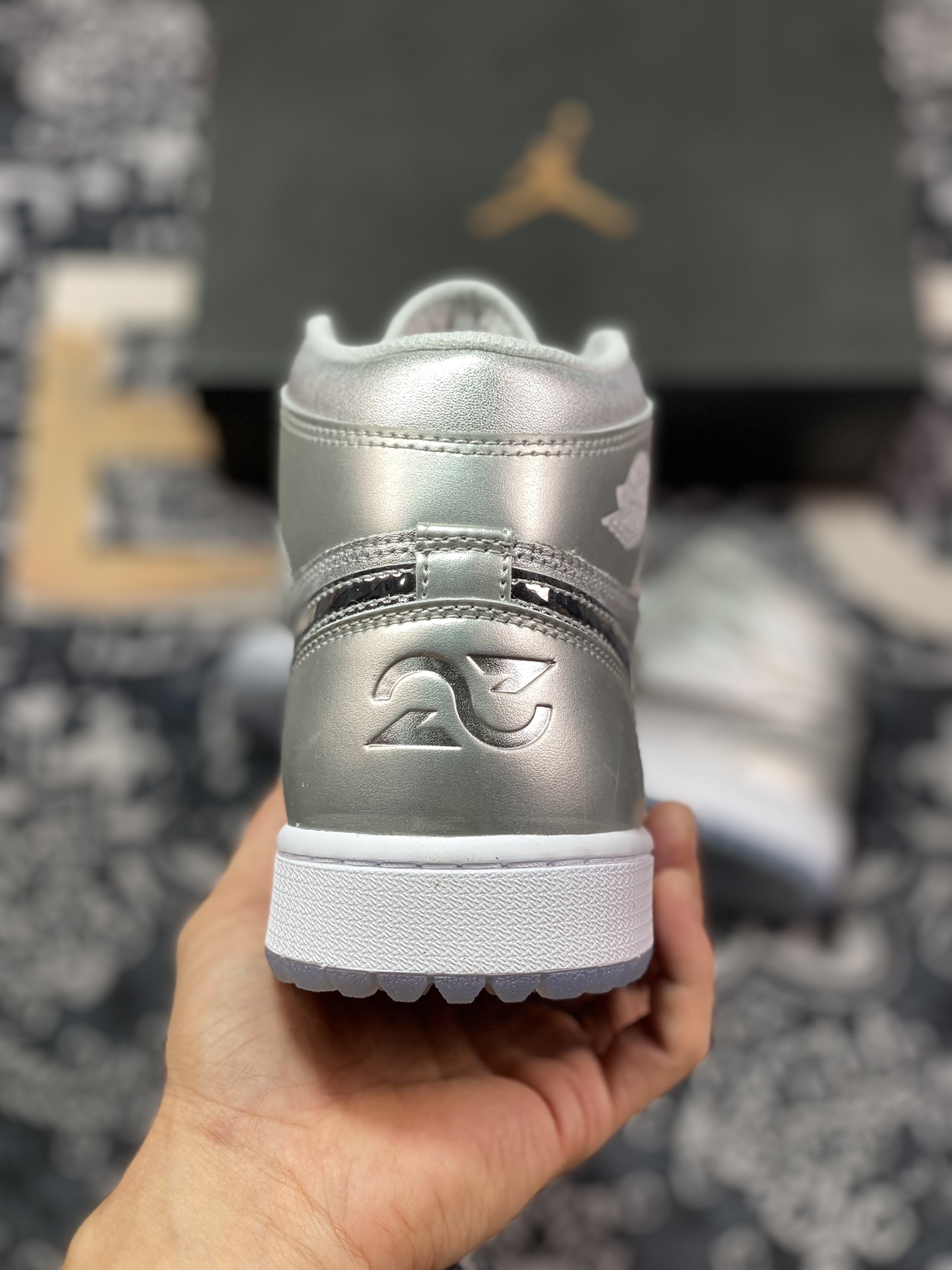 280 Air Jordan 1 High Golf AJ1 乔1高尔夫联名 白银 高帮篮球鞋 FD6815-001