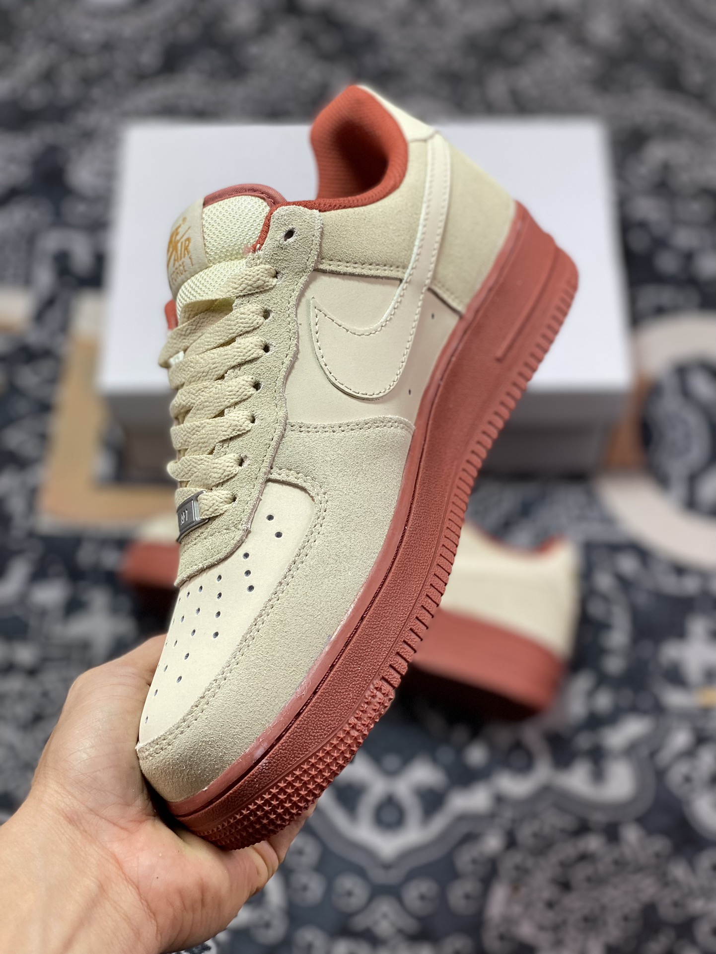 220 耐克Nike Air Force 1 '07 Low"Muslin"空军一号板鞋“麂皮米白小招财猫”AA1391-111