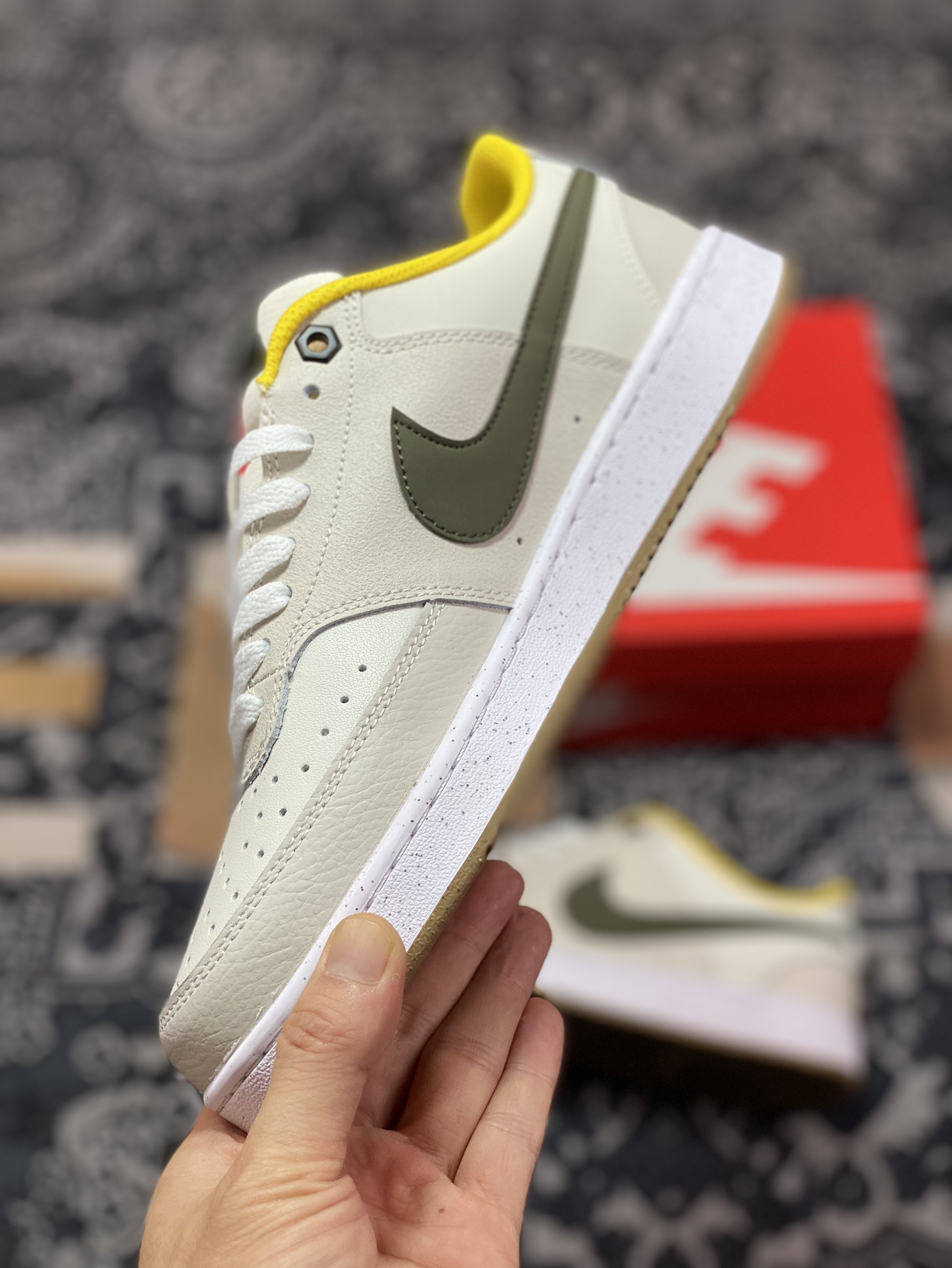 200 Nike  Court Vision Low 灰黑黄 FV3630-131