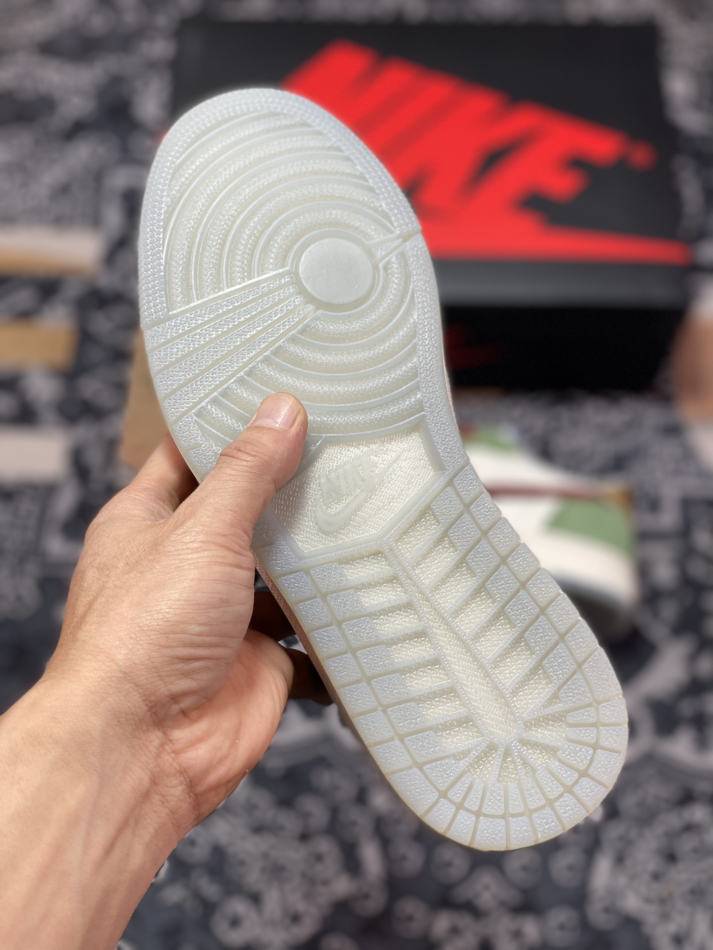 200 Air Jordan 1 Low 龙年限定 白绿红 FN3727-100