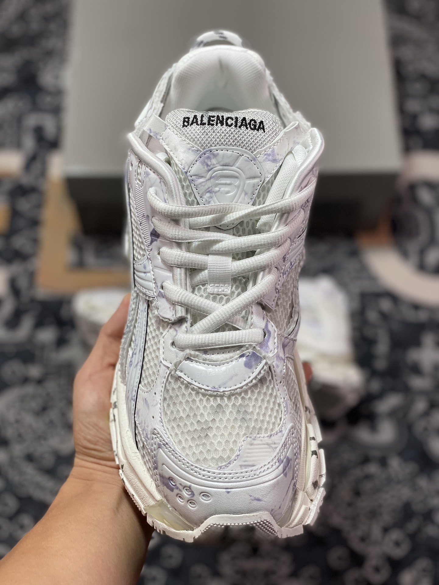 520 巴黎世家BALENCIAGA Runner Sneaker"WhiteGreyMarble"2.0慢跑系列低帮慢跑鞋 772774 W3RNY 2301