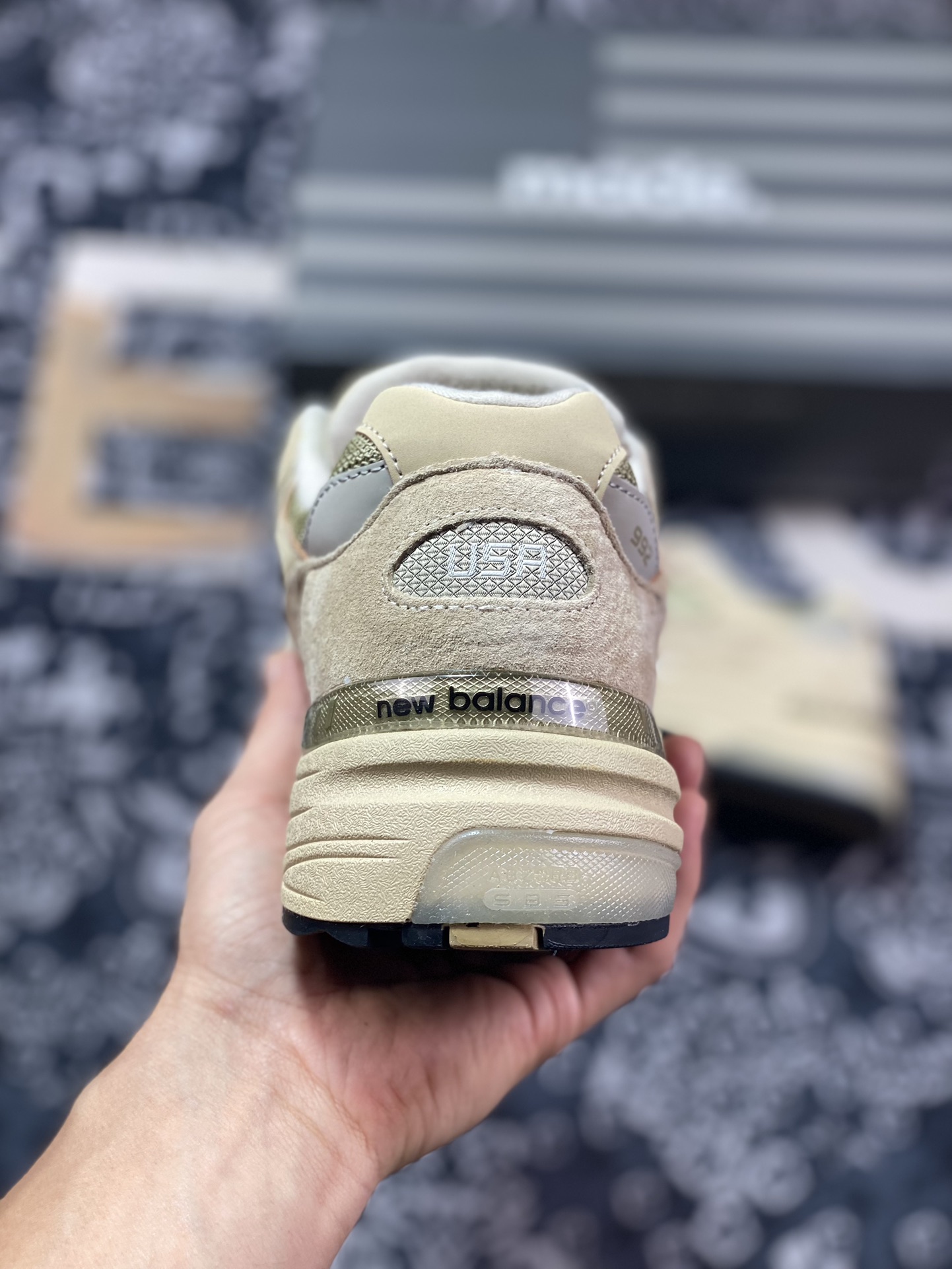 280 New Balance Made in USA M992系列美产跑步鞋““=土沙黄白”M992TN