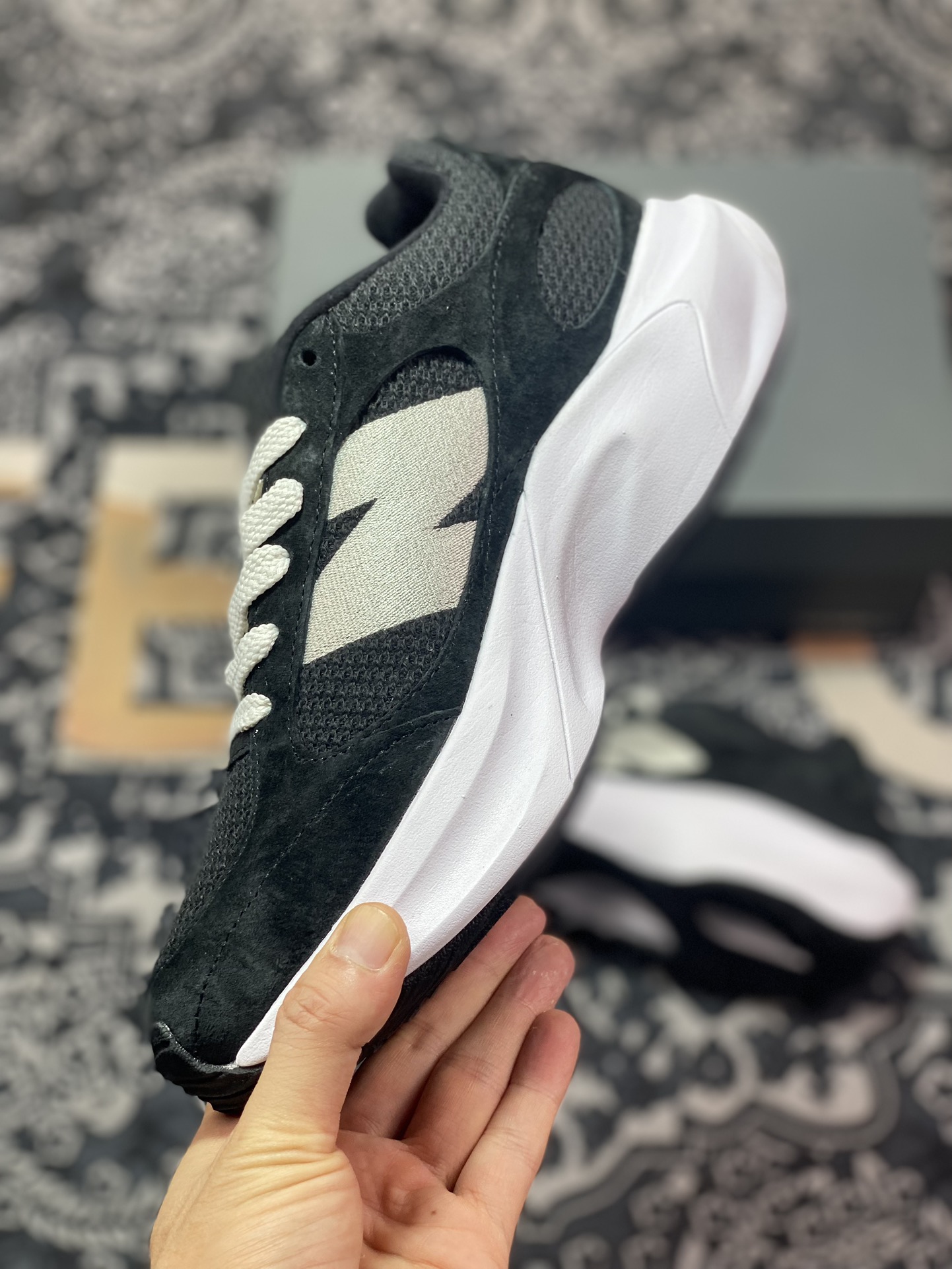 240 New Balance WRPD Runner"BlackWhite"动感跑系列低帮跑步鞋“麂皮黑白”UWRPDBBA