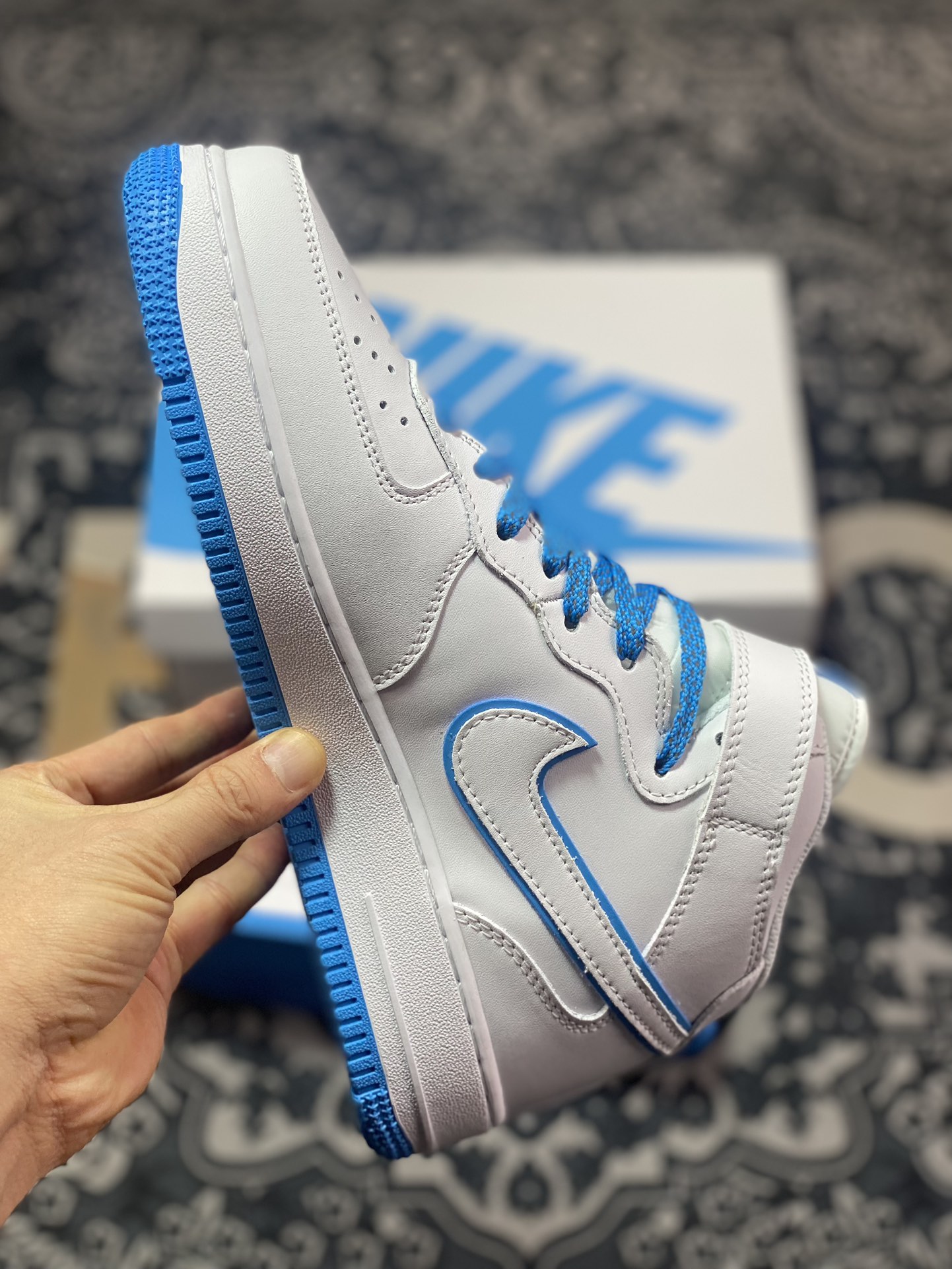 260 耐克Nike Air Force 1’07 Mid "WhiteUniversity Blue"空军一号经典中帮百搭休闲运动板鞋 WP5623-831