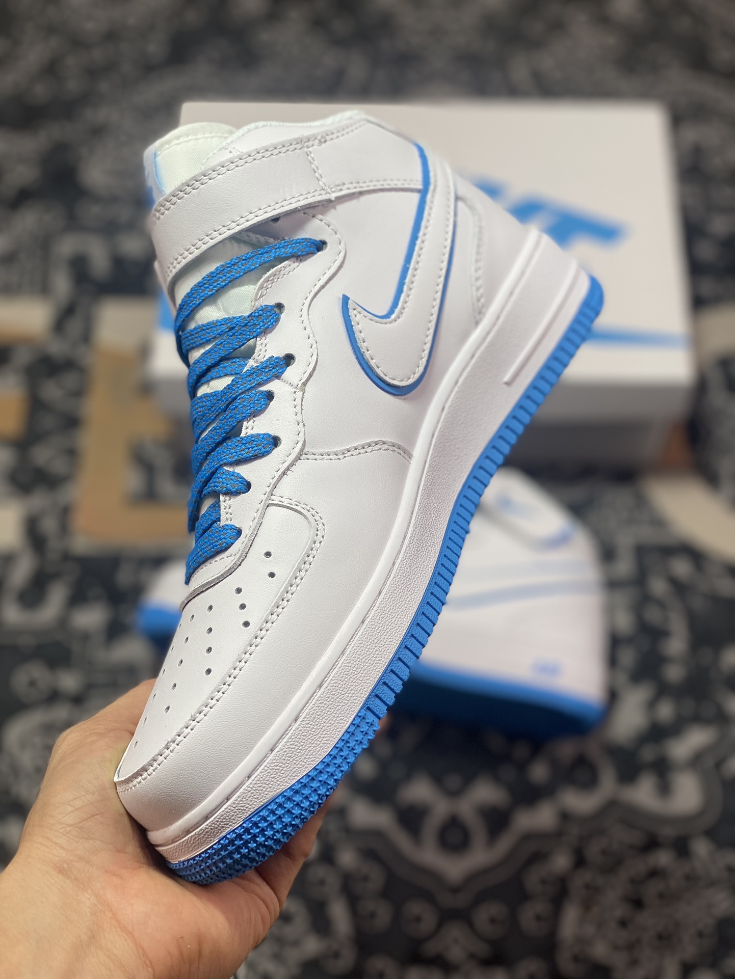 260 耐克Nike Air Force 1’07 Mid "WhiteUniversity Blue"空军一号经典中帮百搭休闲运动板鞋 WP5623-831