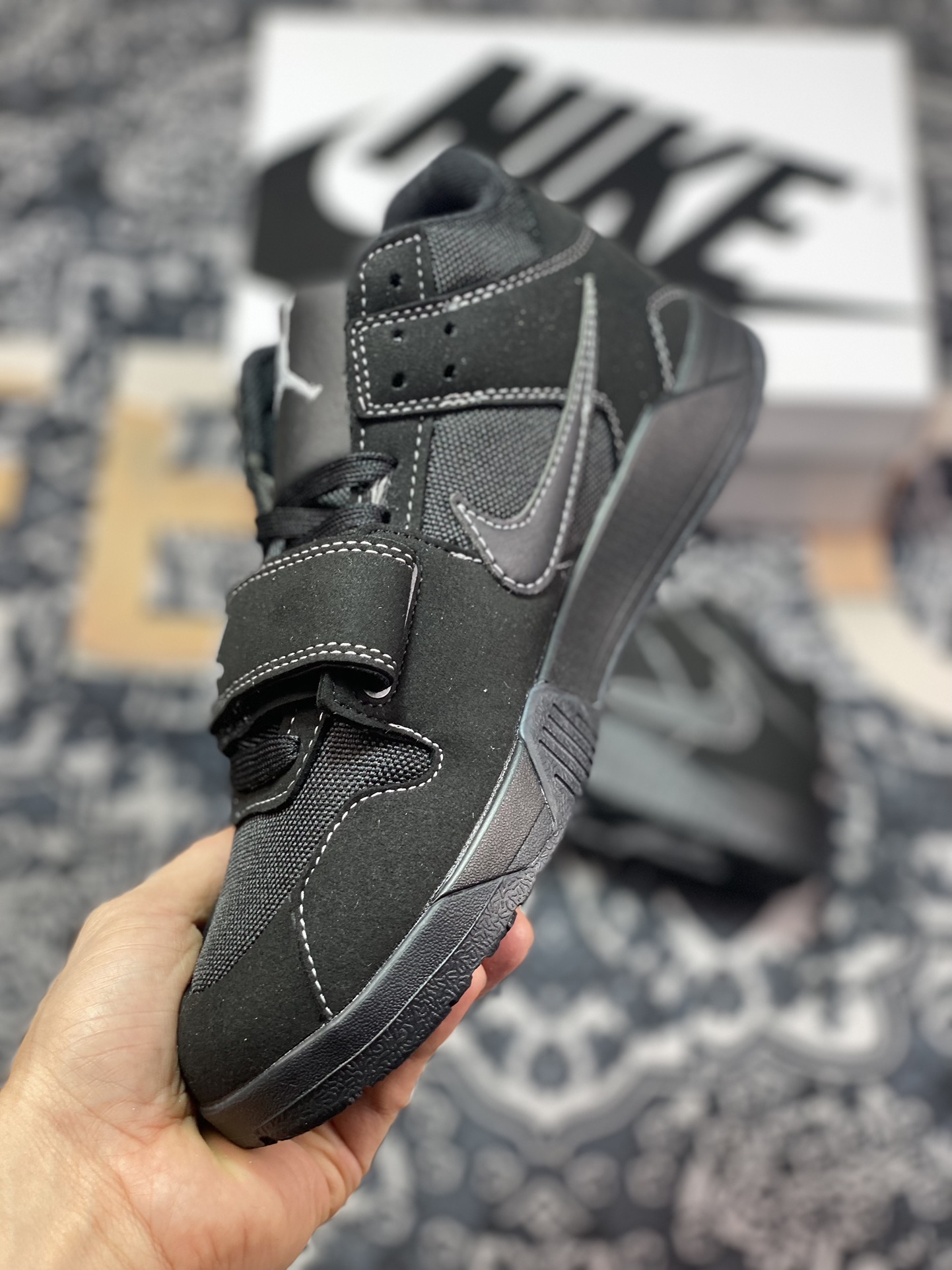 Travis Scott X Nike Jordan Cut The Check”Black”削减篮球鞋“TS联名黑白车线倒钩”FZ8117-010