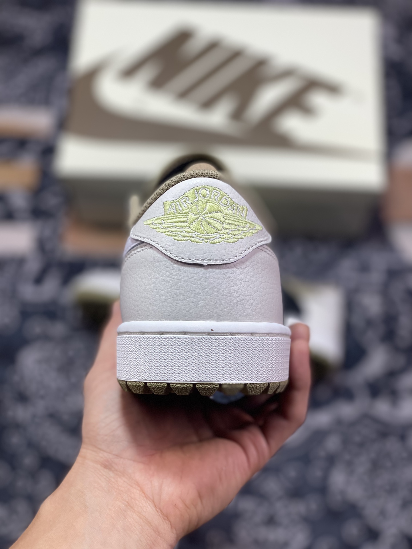 460 优选 市售天花板 纯原混卖版本Travis Scott x Air Jordan 1 Low Golf高尔夫棕白倒钩低帮 FZ3124-200