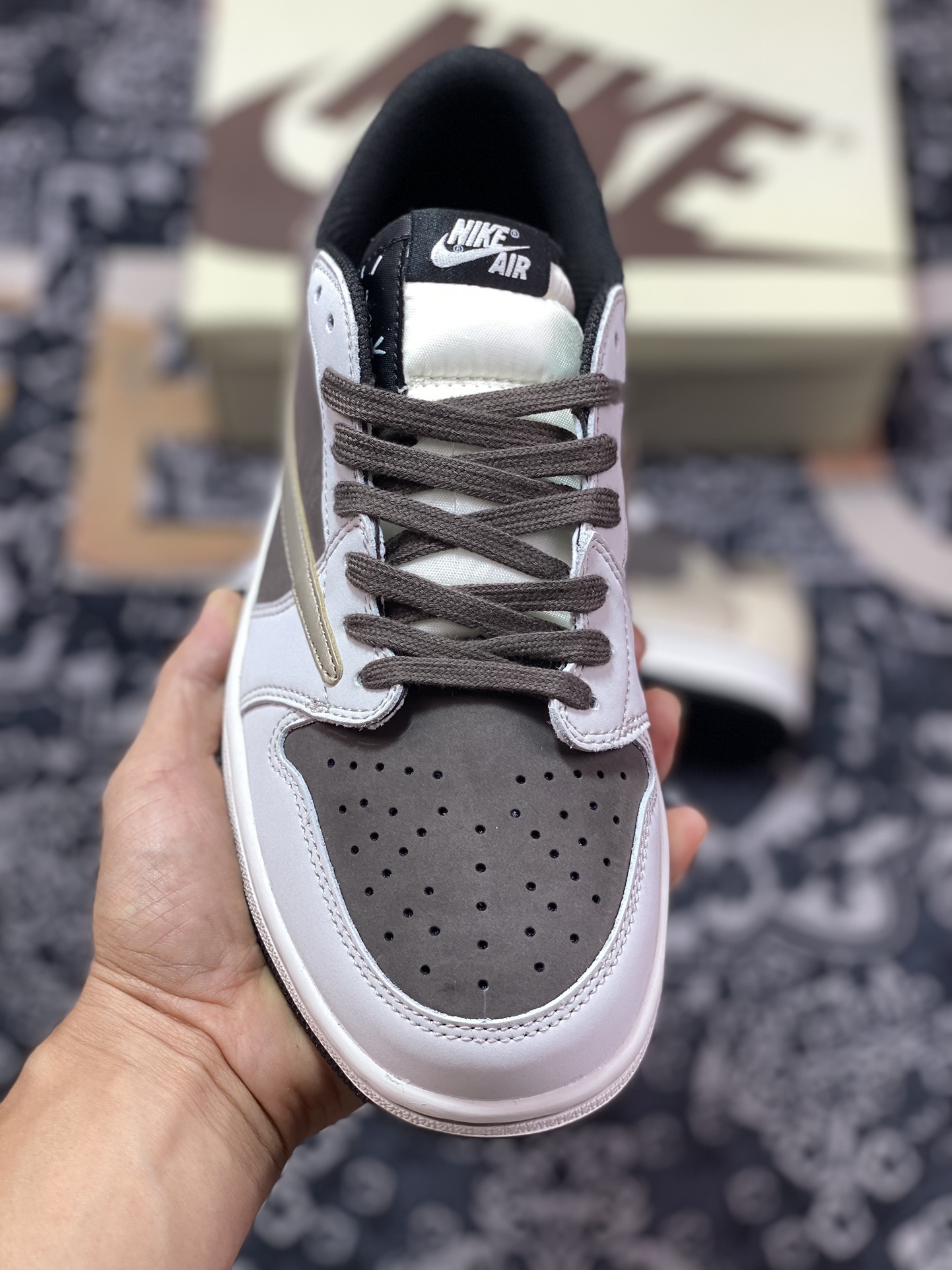 300 Travis Scott x Nike Air Jordan 1 Low OG SP"Cactus Jack"AJ1乔丹一代篮球鞋 DM7866-816