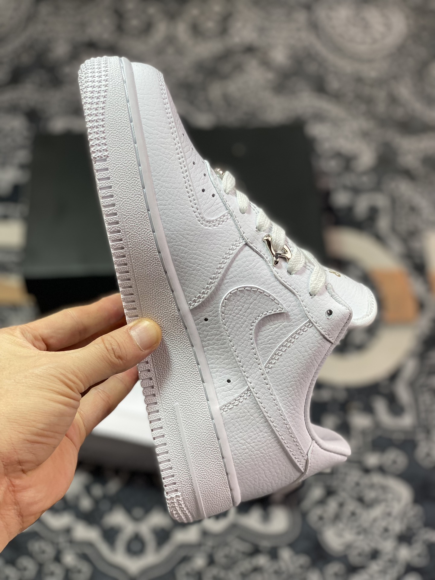 200 Air Force 1 '07 Low 金属银钩 FV3616-101