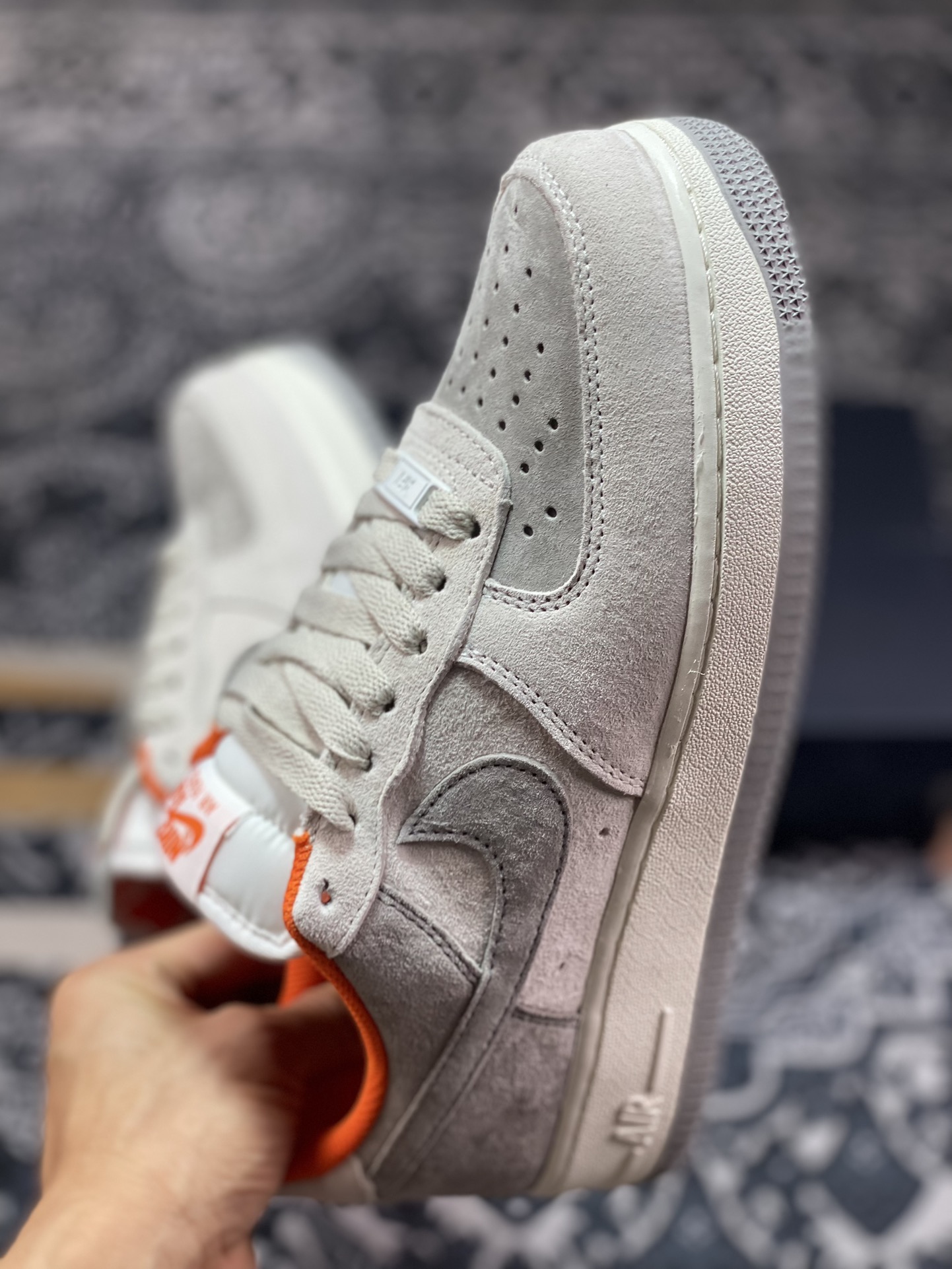 260 Air Force 1 '07 Low 灰橙麂皮 CQ5059-102