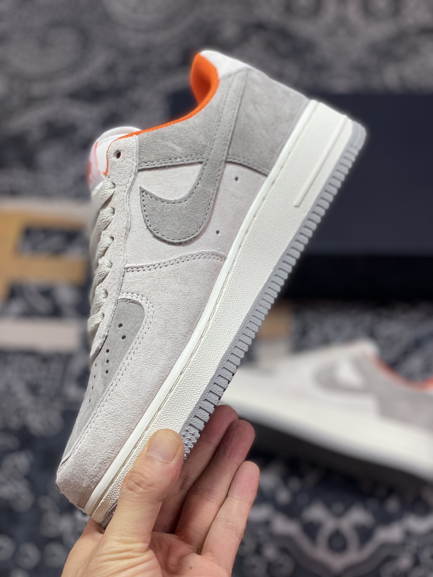 260 Air Force 1 '07 Low 灰橙麂皮 CQ5059-102