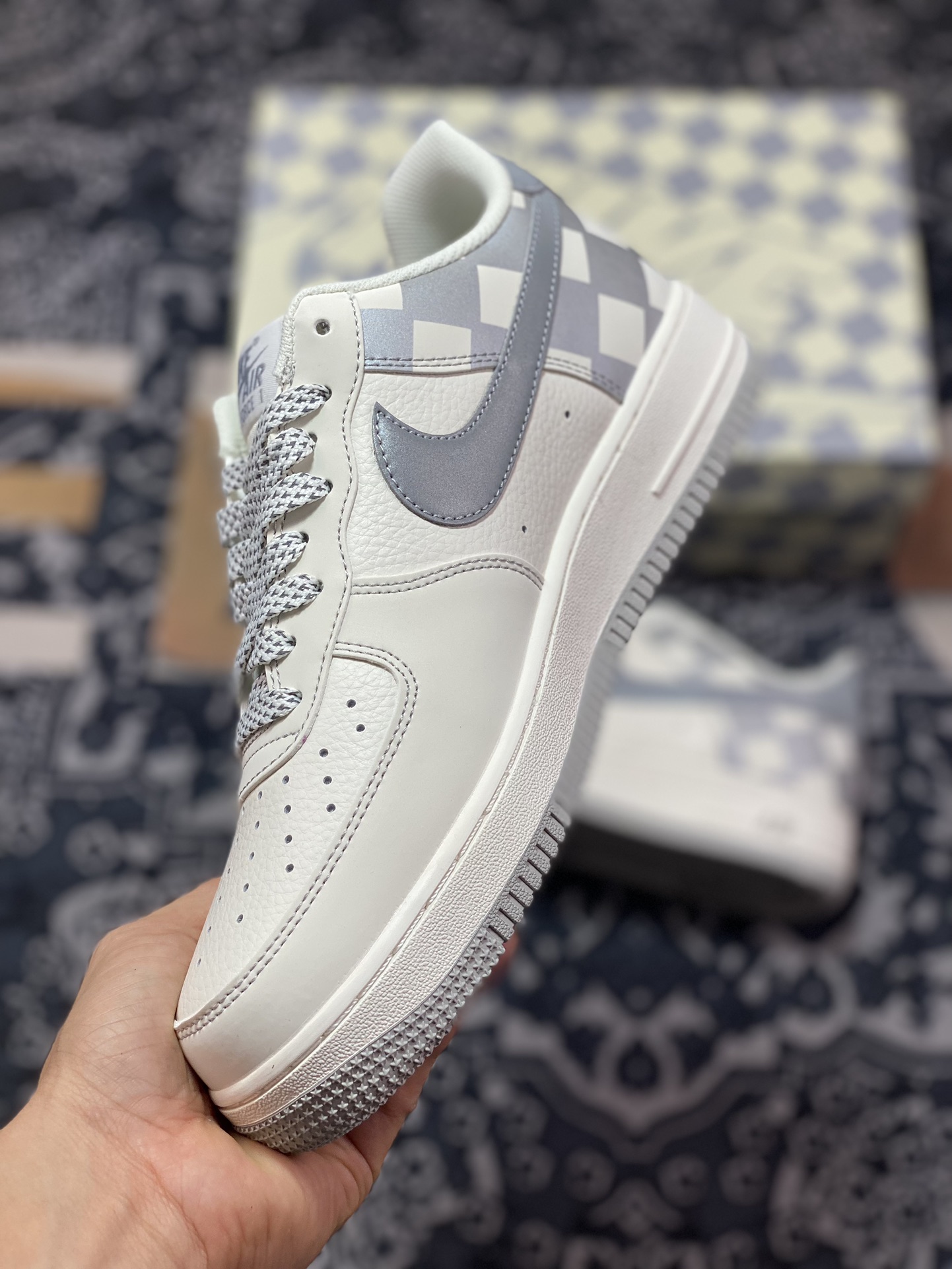 240 Air Force 1'07 Low 米白灰格子 GZ5688-077