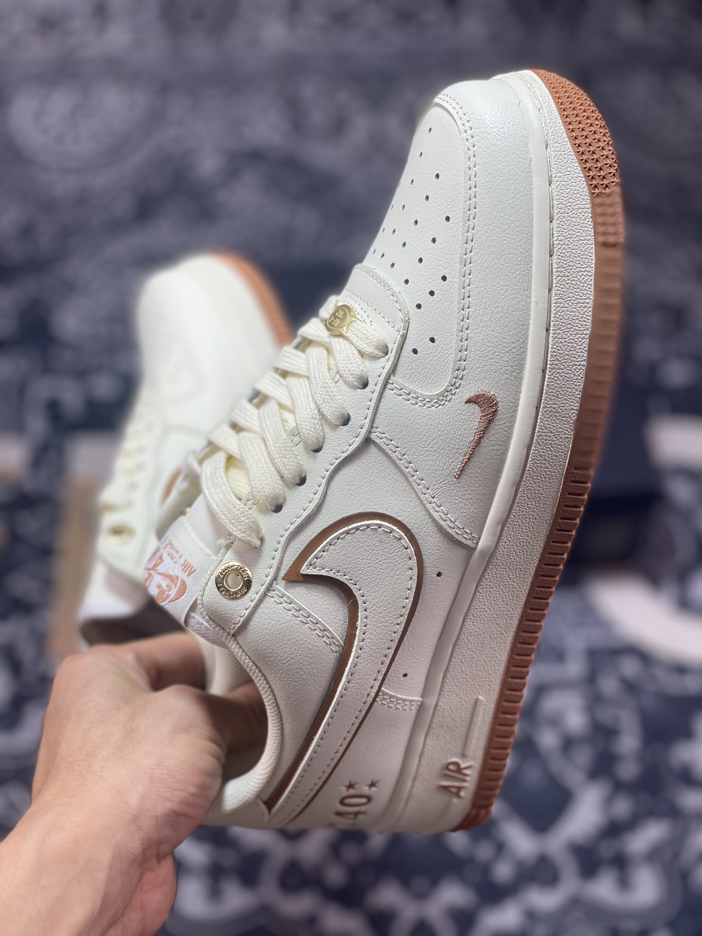 Nike Air Force 1'07”40th Anniversary/Beige/Brown” Air Force One sneakers ”40th Anniversary Edition Beige Brown Hook” DQ7658-109