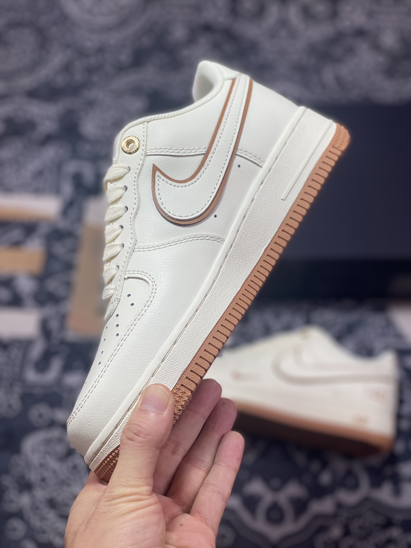 Nike Air Force 1'07”40th Anniversary/Beige/Brown” Air Force One sneakers ”40th Anniversary Edition Beige Brown Hook” DQ7658-109