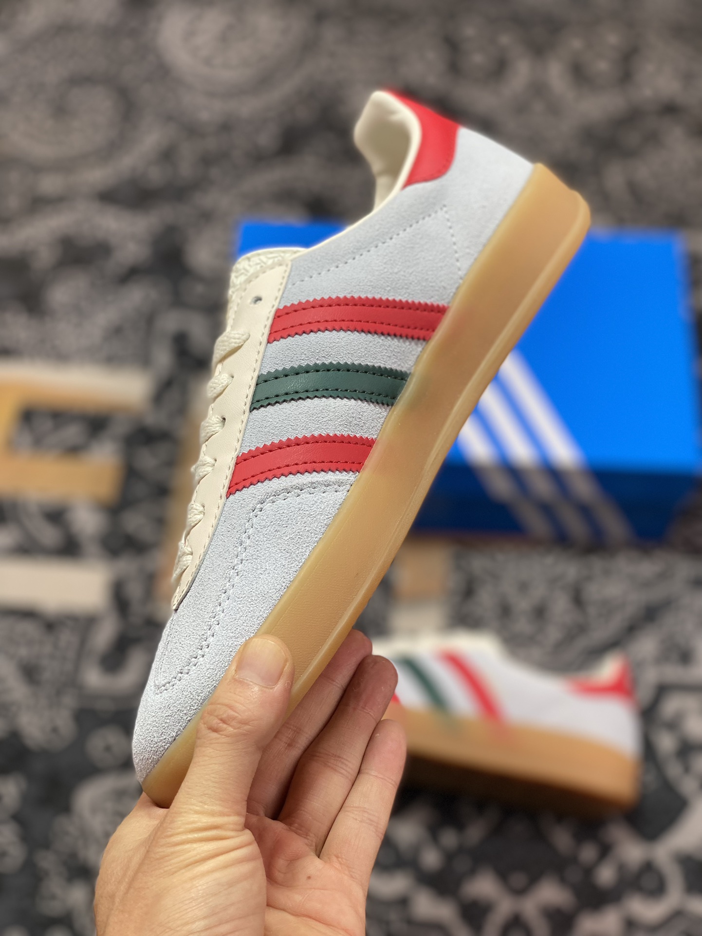 150 Adidas   Originals Gazelle Indoor 浅紫白三叶草复古休闲运动板鞋 IG4994