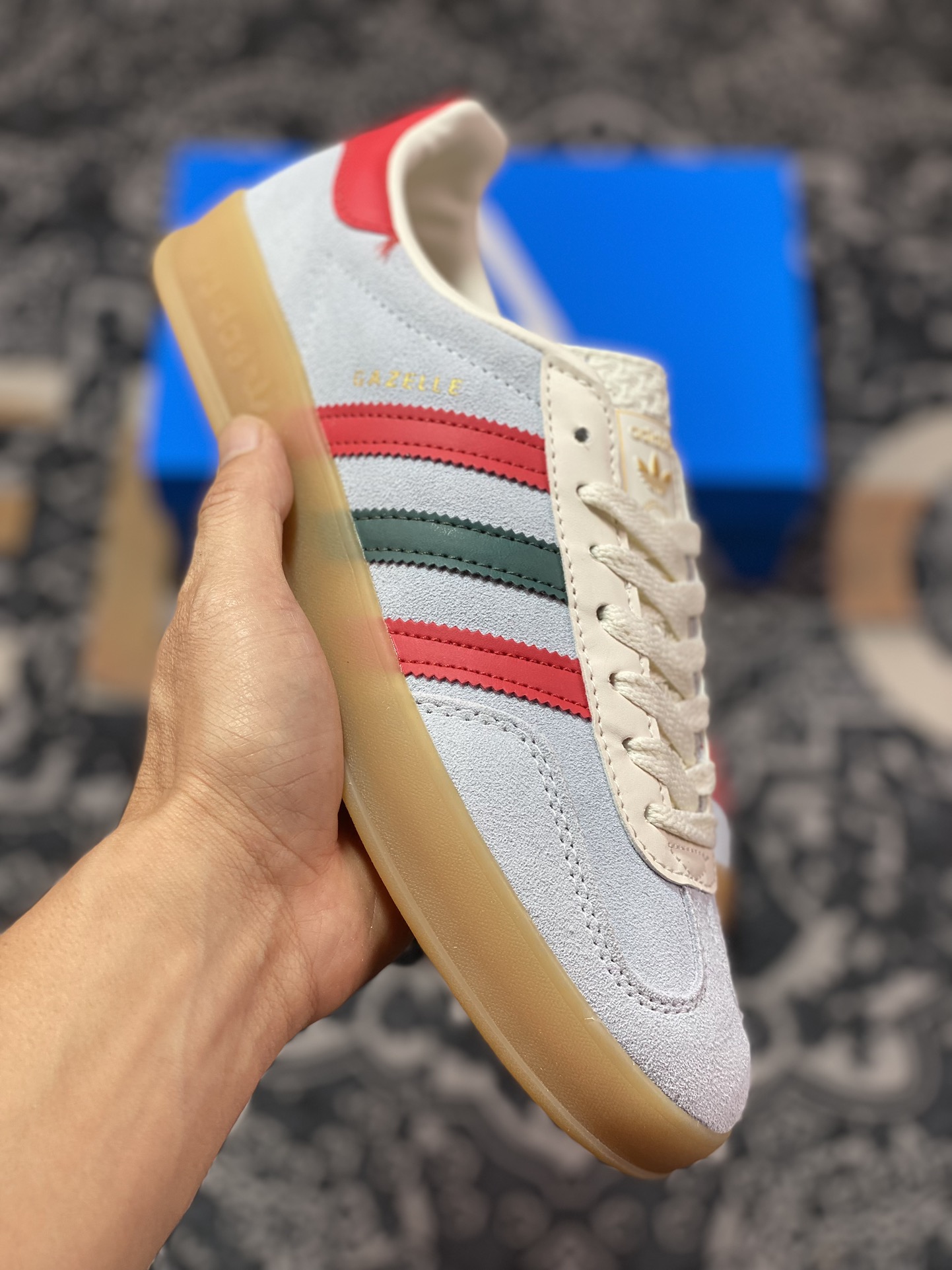 150 Adidas   Originals Gazelle Indoor 浅紫白三叶草复古休闲运动板鞋 IG4994