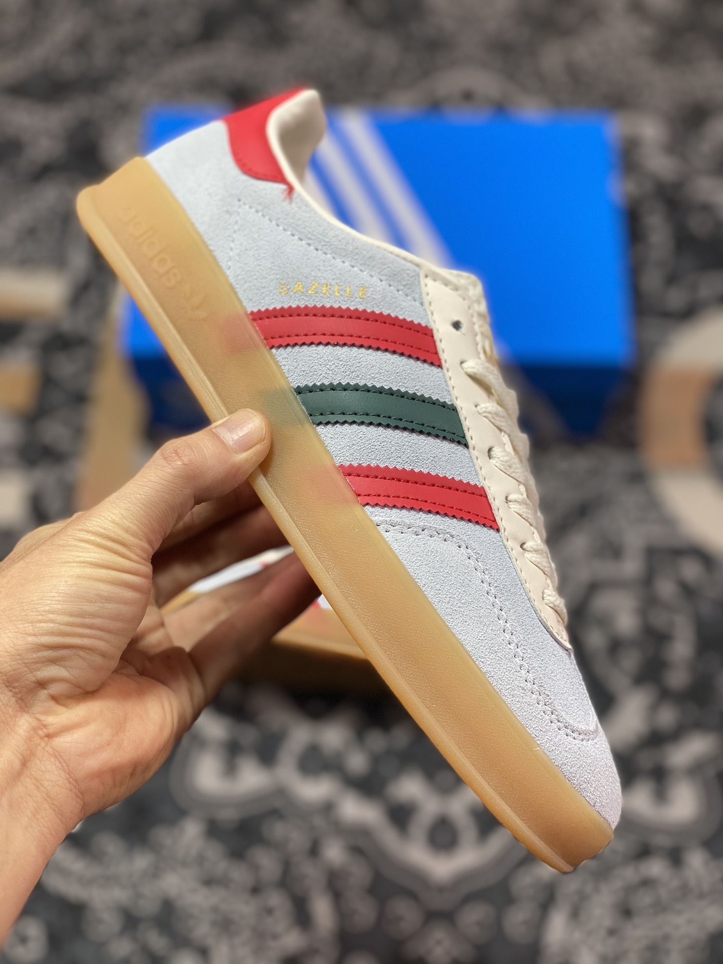 150 Adidas   Originals Gazelle Indoor 浅紫白三叶草复古休闲运动板鞋 IG4994