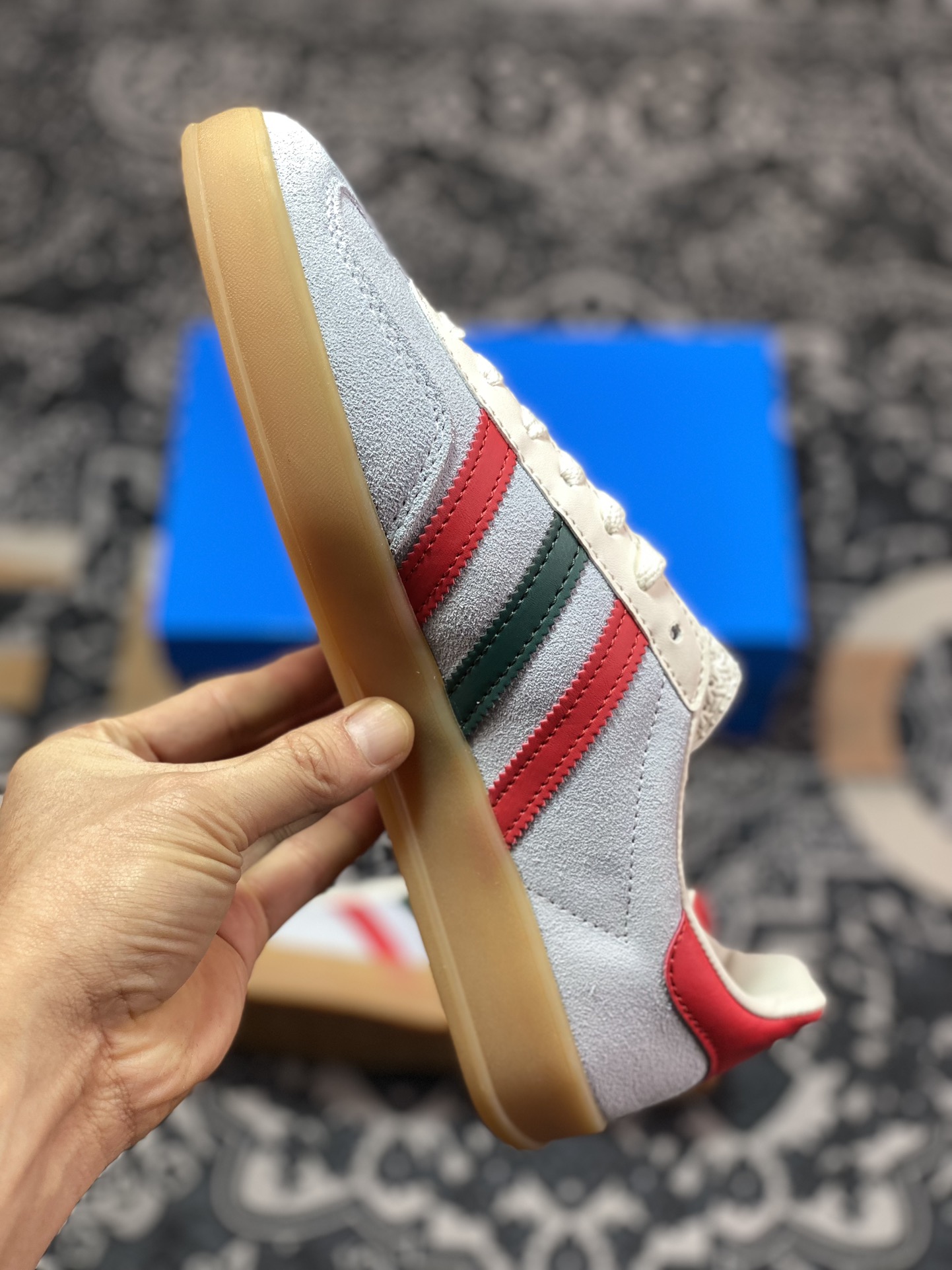 150 Adidas   Originals Gazelle Indoor 浅紫白三叶草复古休闲运动板鞋 IG4994