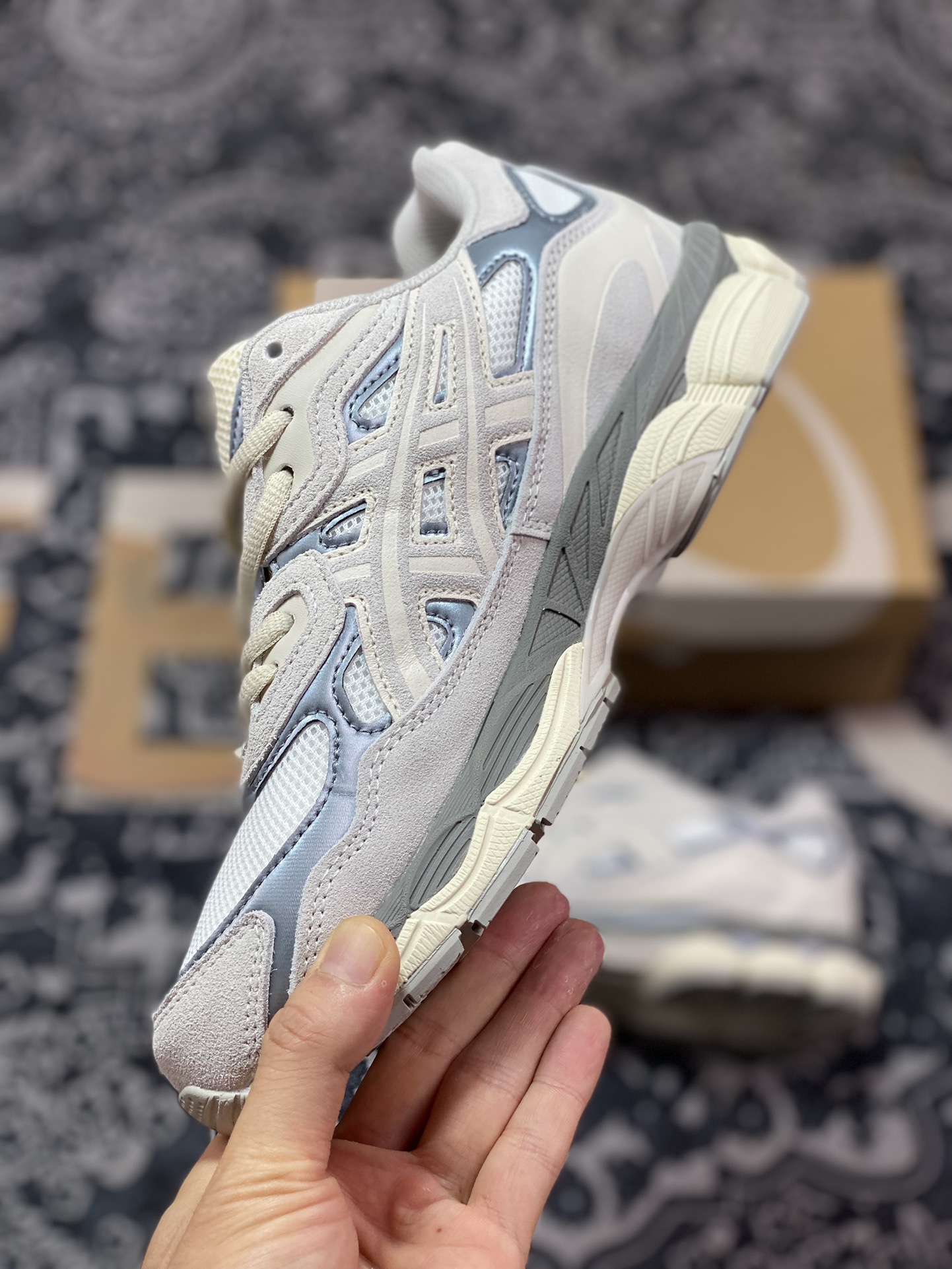 200 亚瑟士/Asics Gel-NYC 系列低帮复古休闲运动慢跑鞋“奶白深灰”1201A789-103