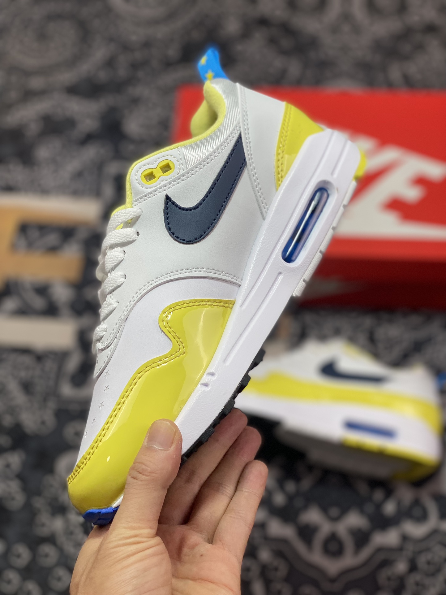 220 Nike  Air Max 1 白黄 FN8075-101