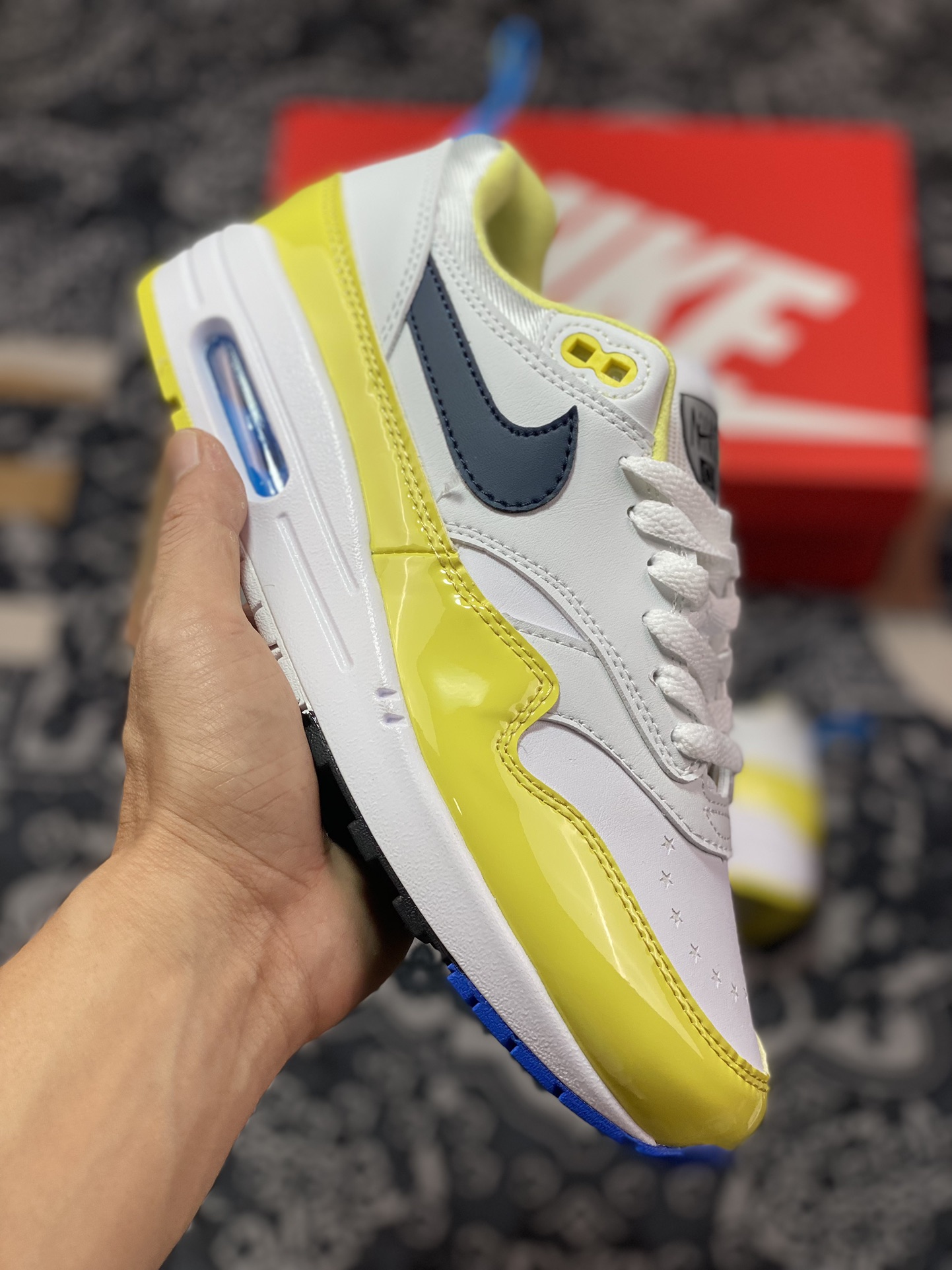 220 Nike  Air Max 1 白黄 FN8075-101