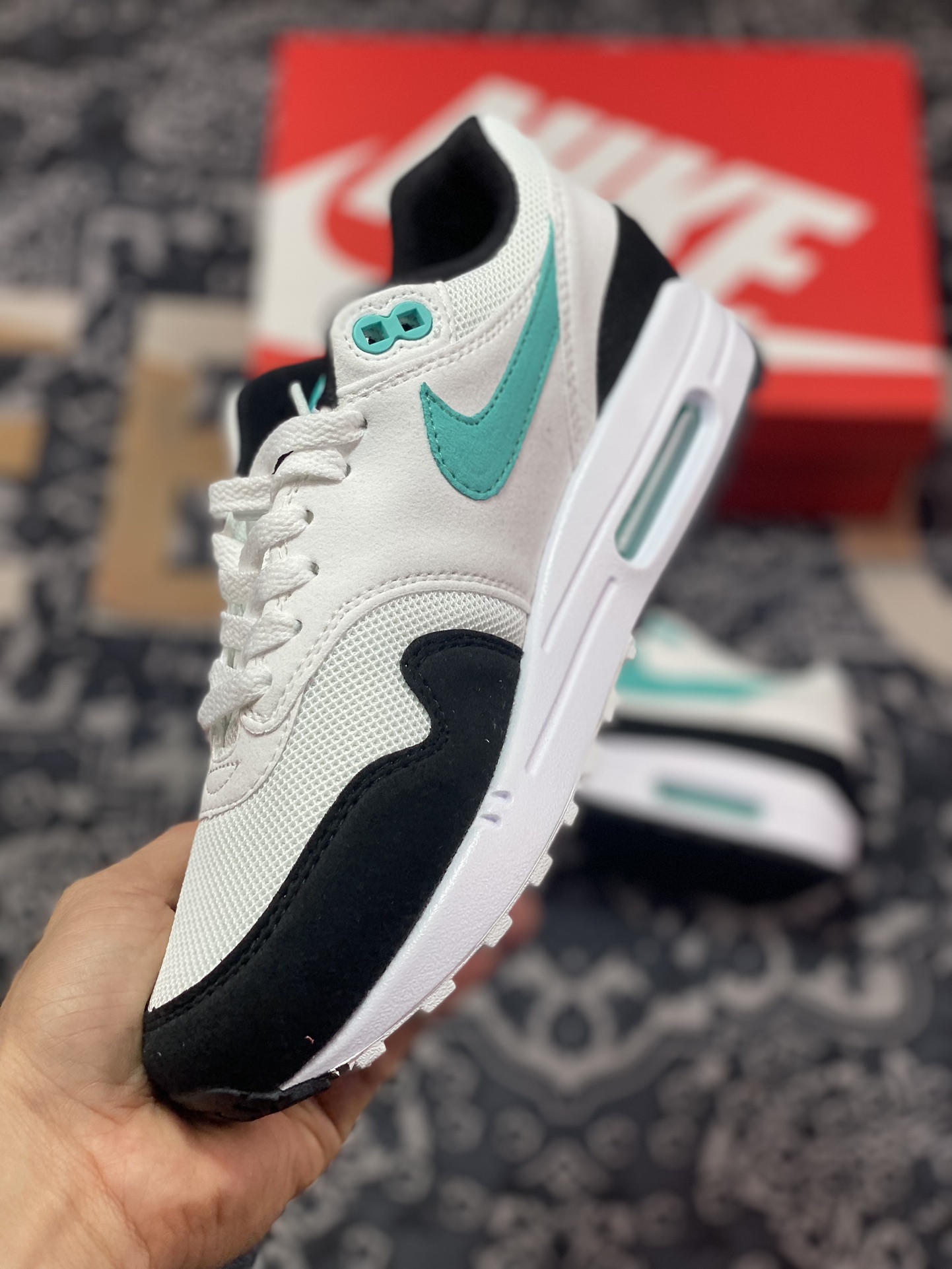 220 Nike  Air Max 1 白黑绿 DZ3307-114