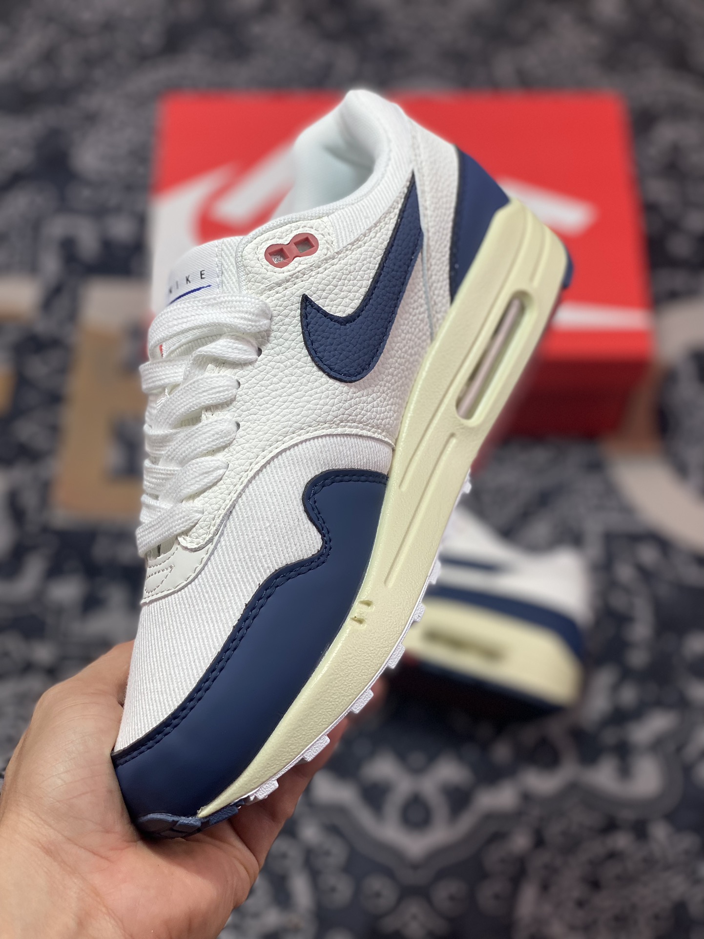 220 Nike  Air Max 1 白深蓝 FD2370-110