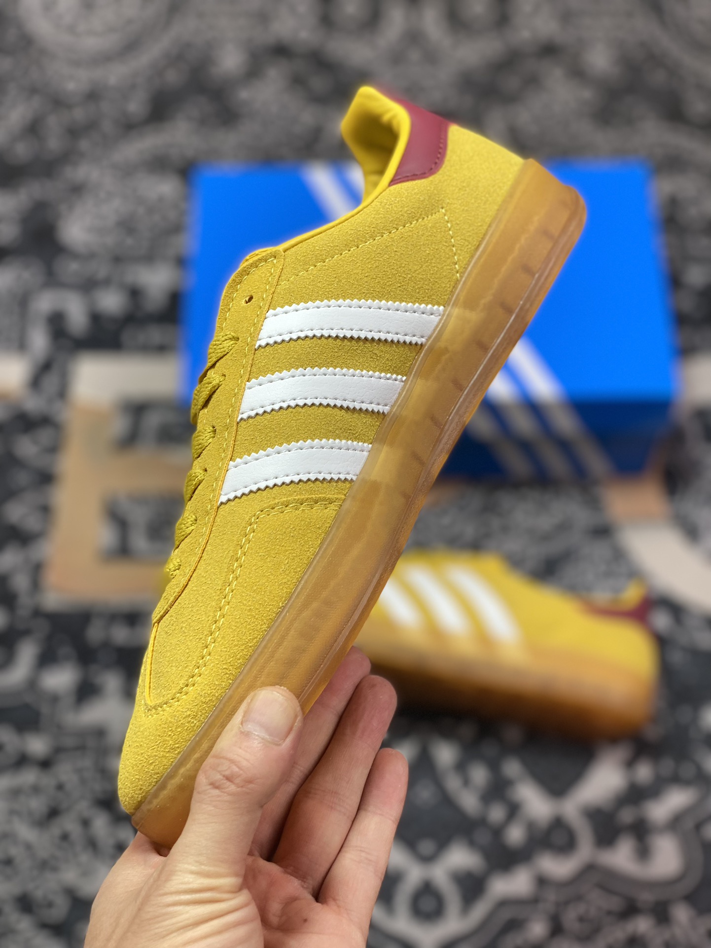 150 Adidas   Originals Gazelle Indoor 小麦黄三叶草复古休闲运动板鞋 IE7003