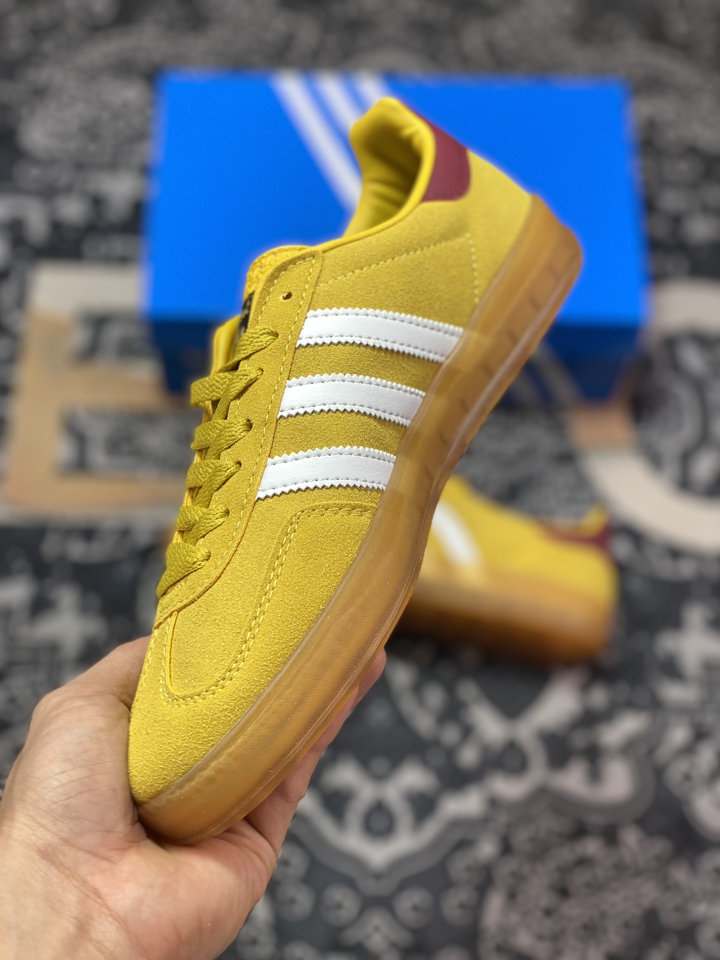 150 Adidas   Originals Gazelle Indoor 小麦黄三叶草复古休闲运动板鞋 IE7003