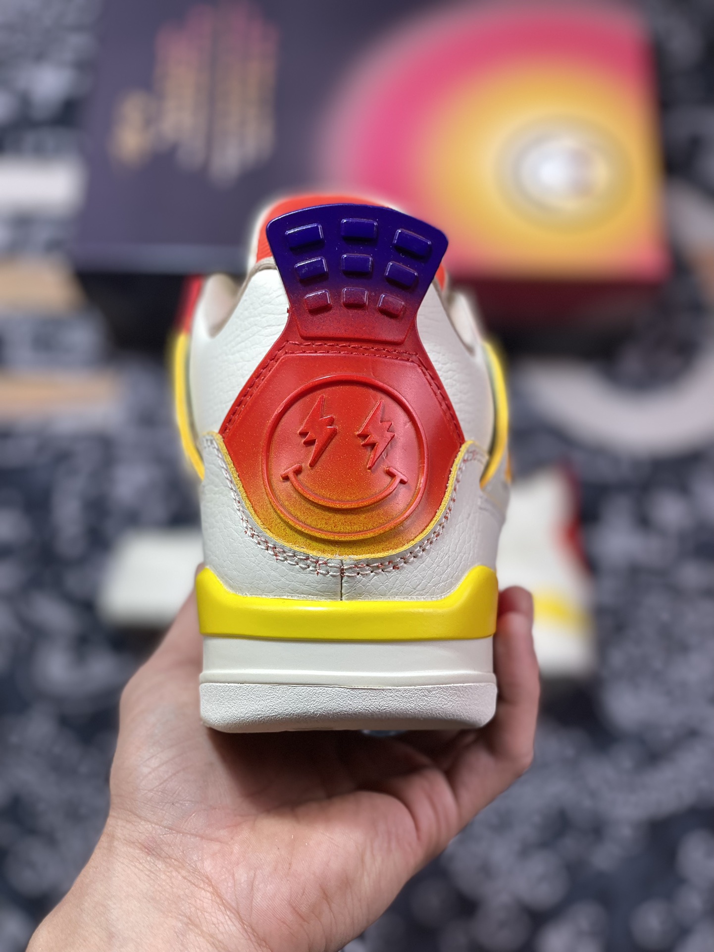 220 原厂级别J Balvin x Air Jordan 4 Retro SP AJ4乔4彩虹笑脸 FN0344-901