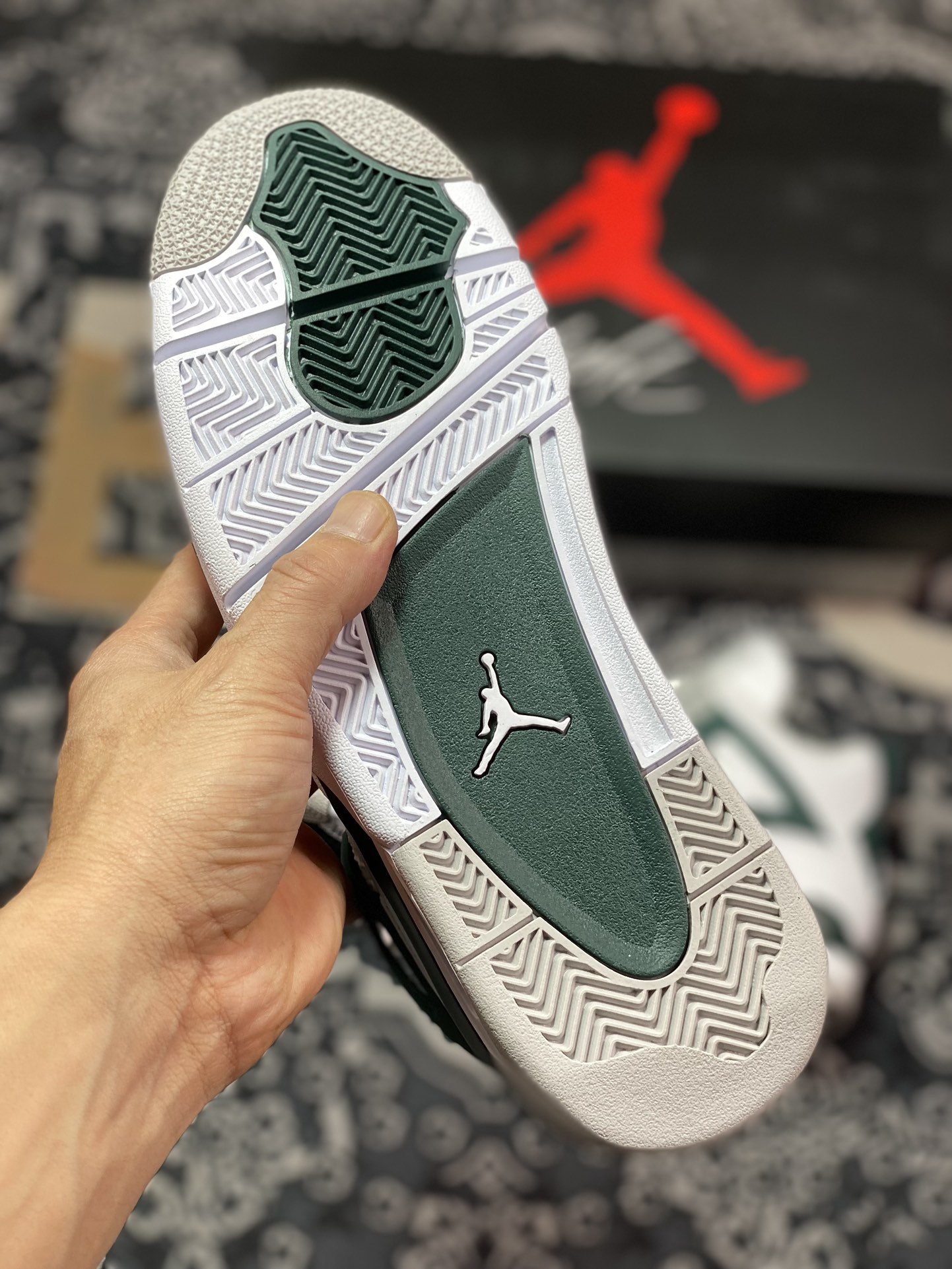 400 优选 Air Jordan AJ4 Retro 白绿 FQ8138-103