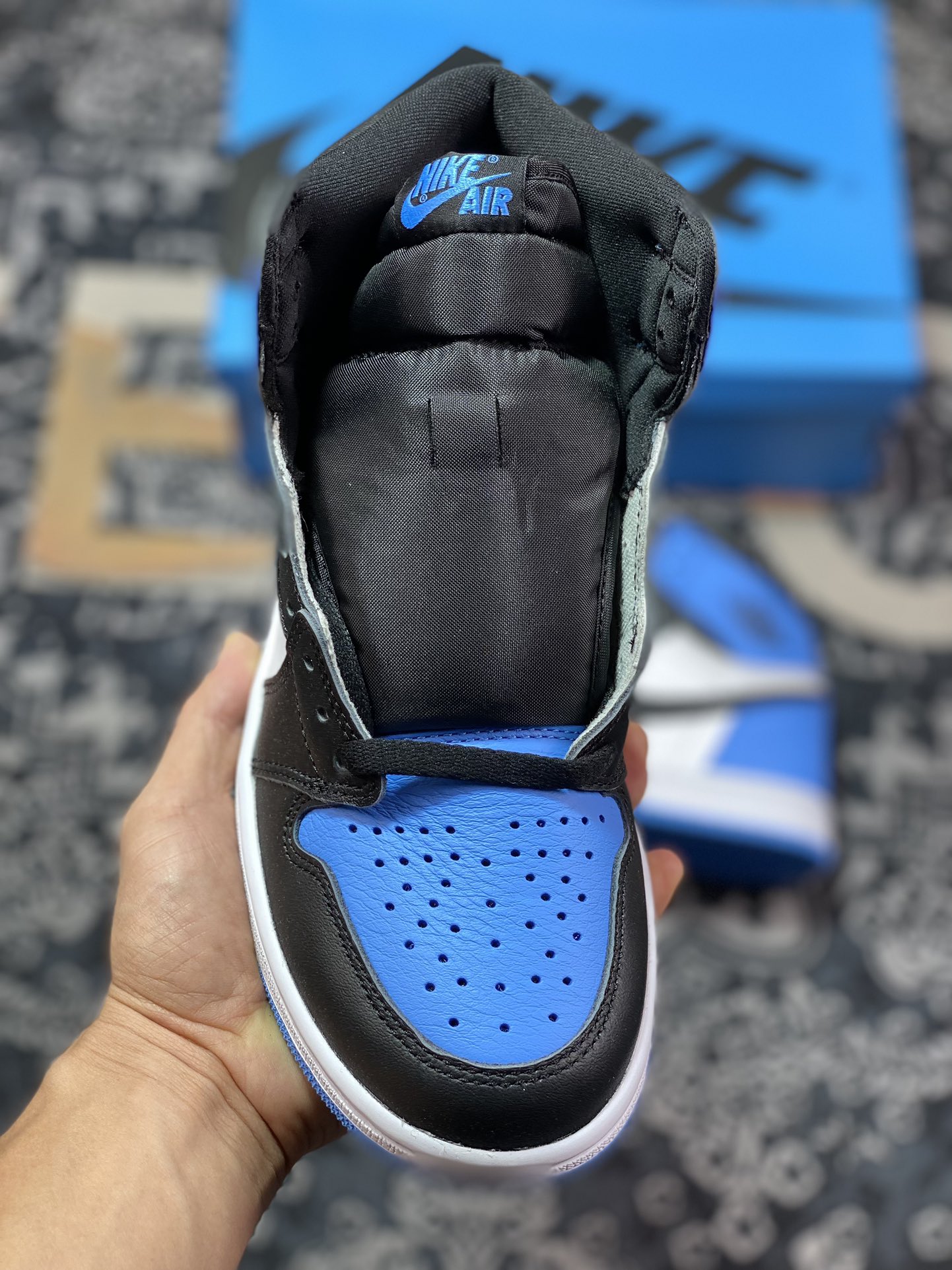 优选 Air Jordan 1 ” University Blue “ AJ1乔1高帮文化篮球鞋 蓝白 DZ5485-400