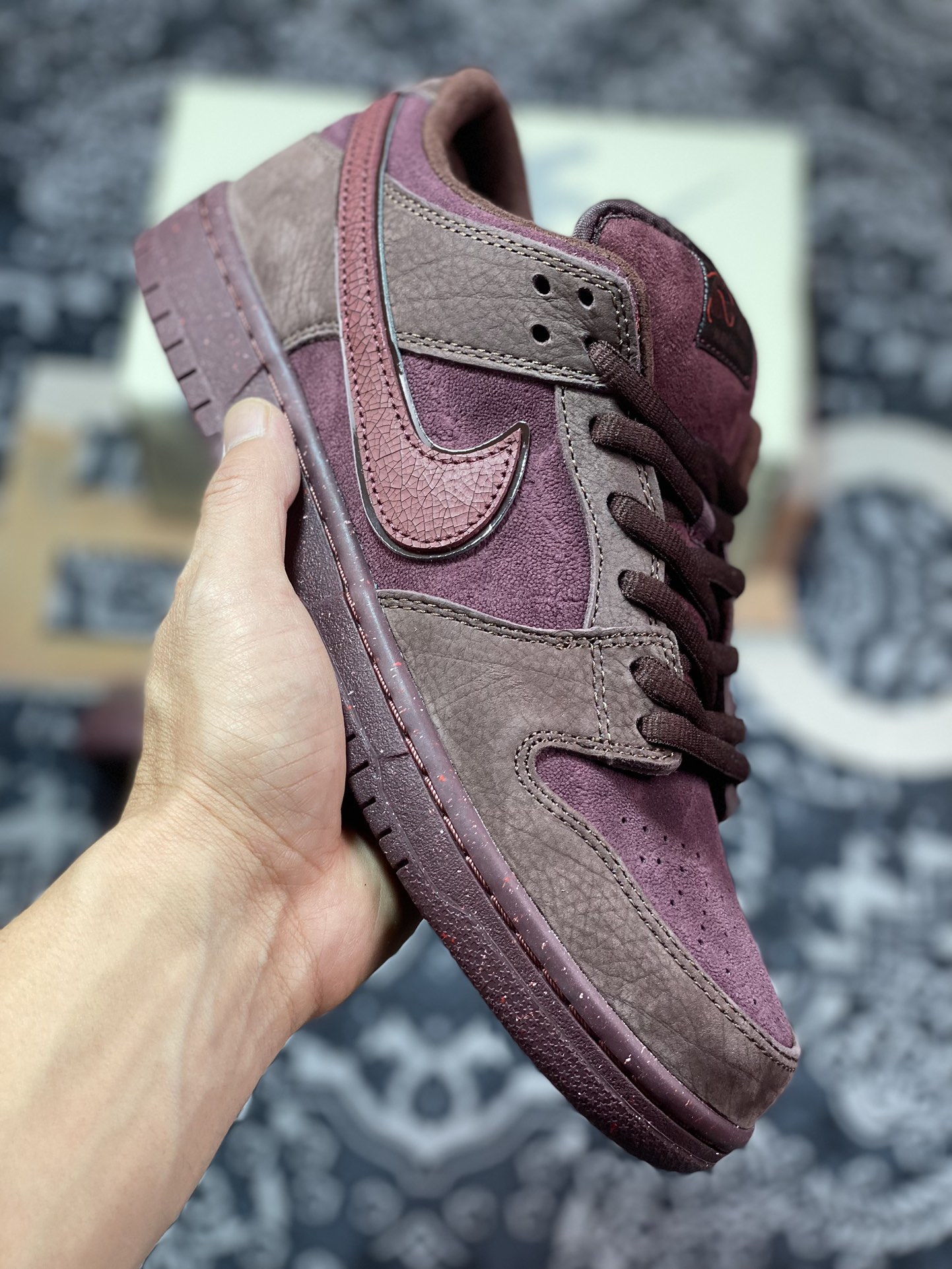 350 优选 Nike  Dunk SB Low “Valentines Day” 情人节限定酒红棕 FN0619-600