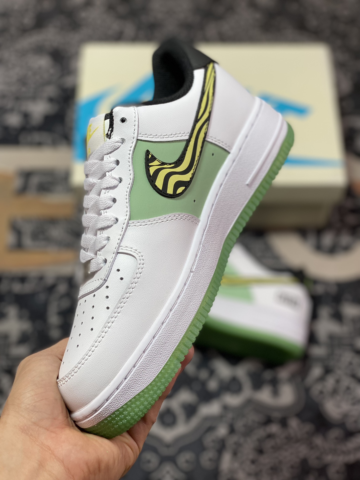 200 Nike Air Force 1 '07 Low"White/Green/Yellow"空军一号低帮板鞋“皮革白淡绿黑黄斑马纹”BS9055-827