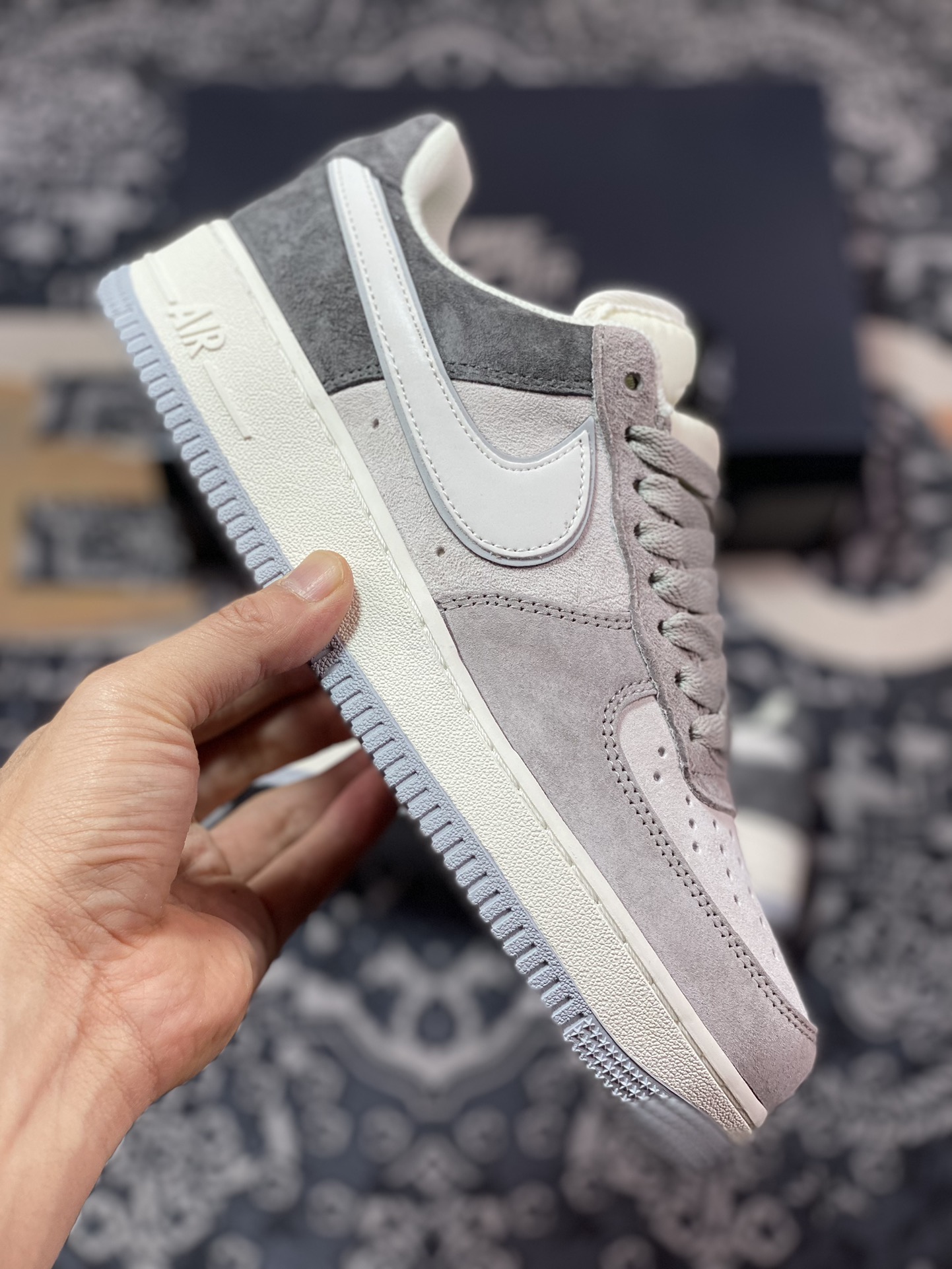 260 Air Force 1 '07 Low 浅灰黑麂皮 DW0831-896