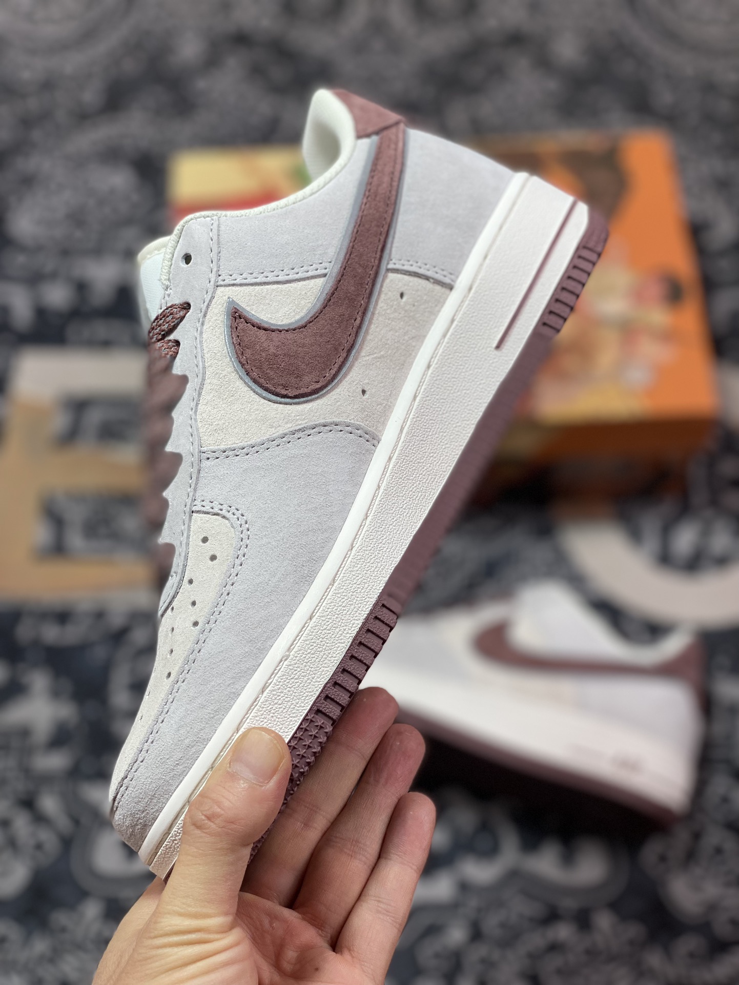 AKIx Air Force 1 '07 Low 灰深红麂皮 DO3966-163