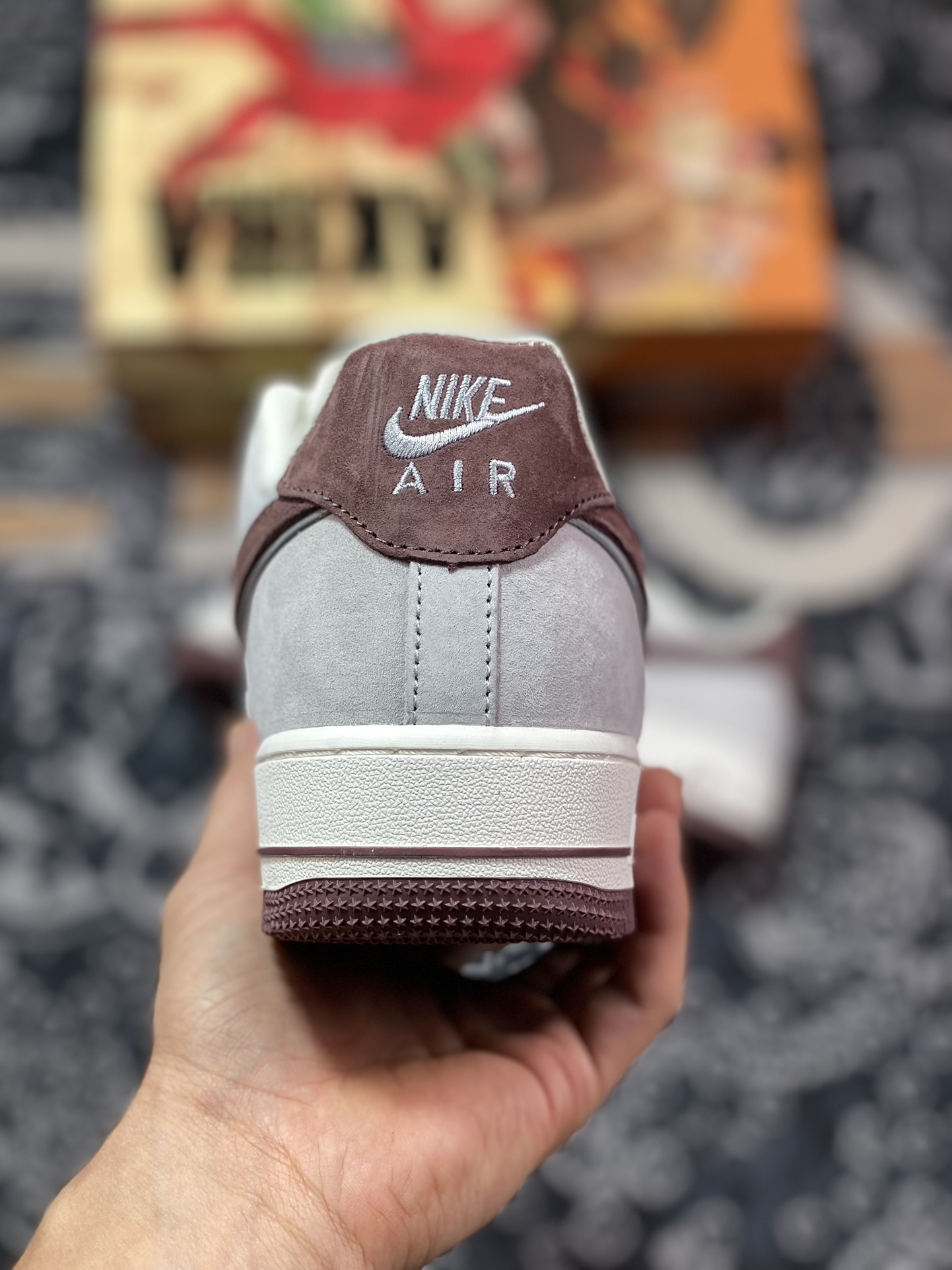 AKIx Air Force 1 '07 Low 灰深红麂皮 DO3966-163