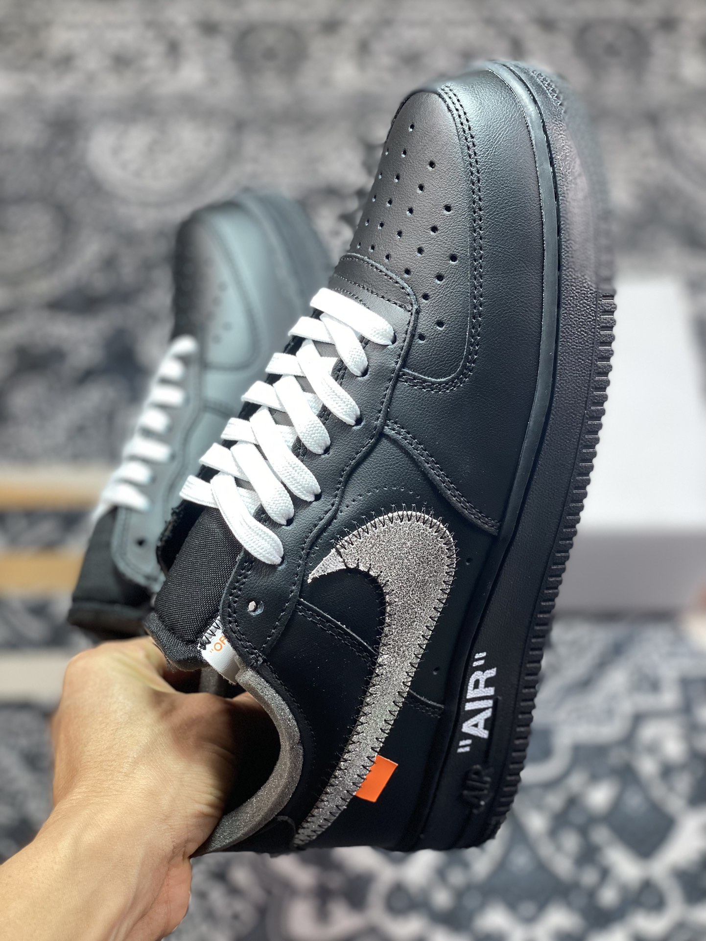 220 Off-White x Nike Air Force 1'07 Low"Black/Metallic Silver"空军一号板鞋“OW全黑橘银钩”AV5210-001