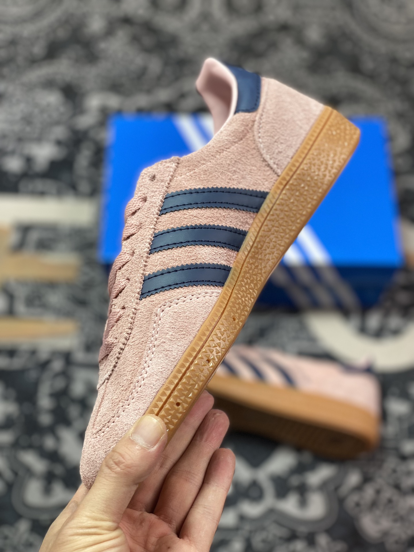 150 阿迪达斯Adidas Originals Handball SPZL 板鞋“翻毛脏粉黑”IF6561