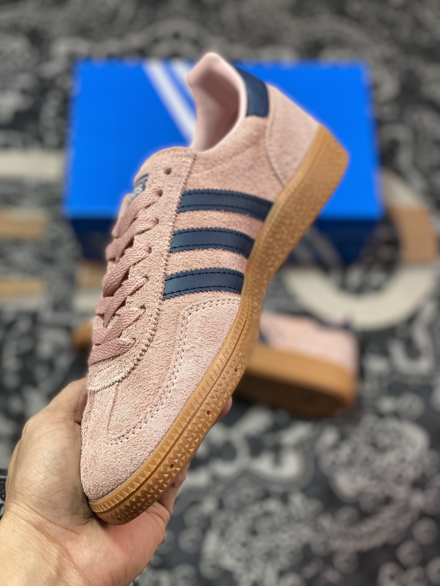 150 阿迪达斯Adidas Originals Handball SPZL 板鞋“翻毛脏粉黑”IF6561