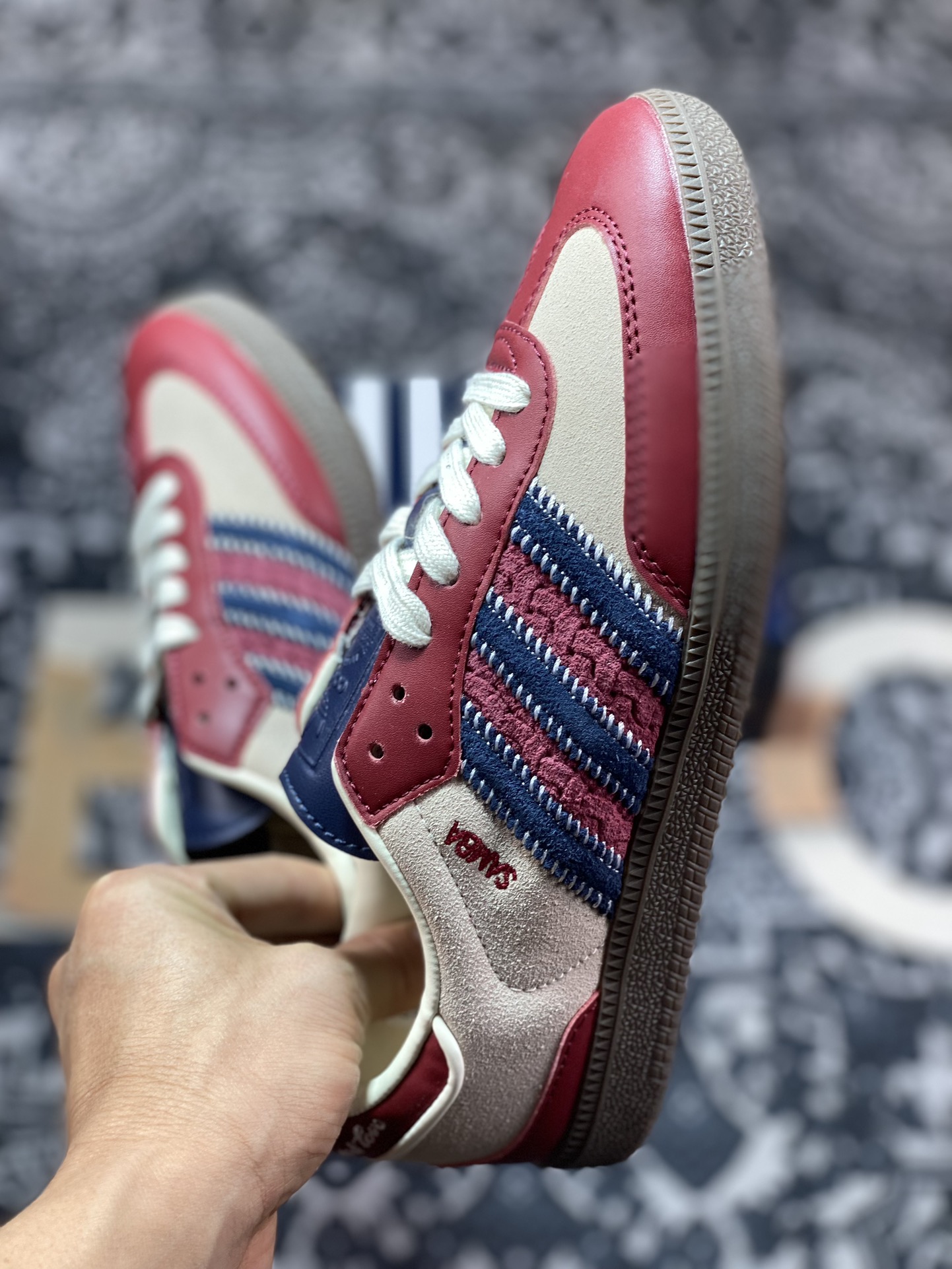 220 notitle x Adidas   Originals Samba OG 米红蓝 联名桑巴训练鞋 ID6023