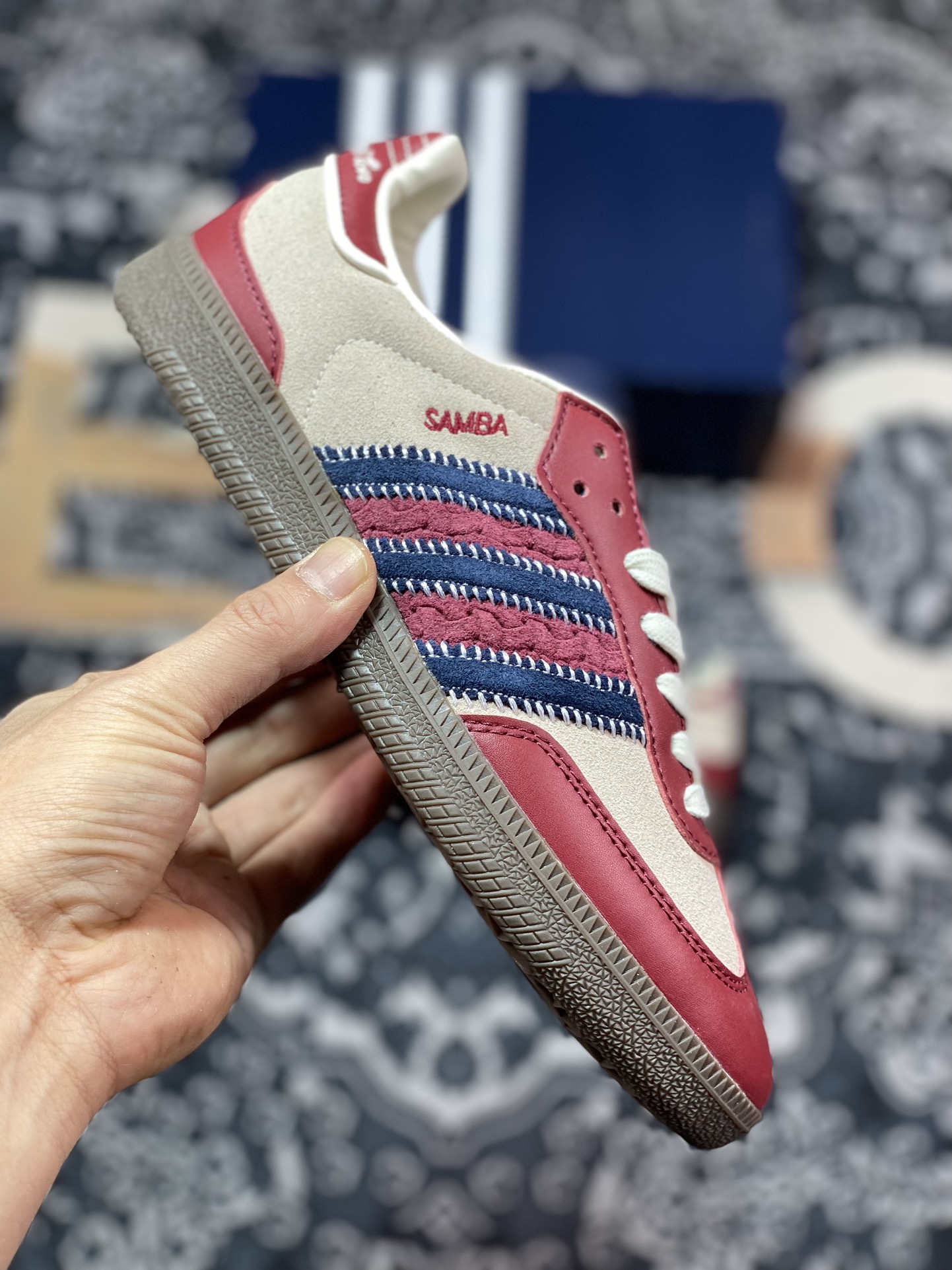 220 notitle x Adidas   Originals Samba OG 米红蓝 联名桑巴训练鞋 ID6023