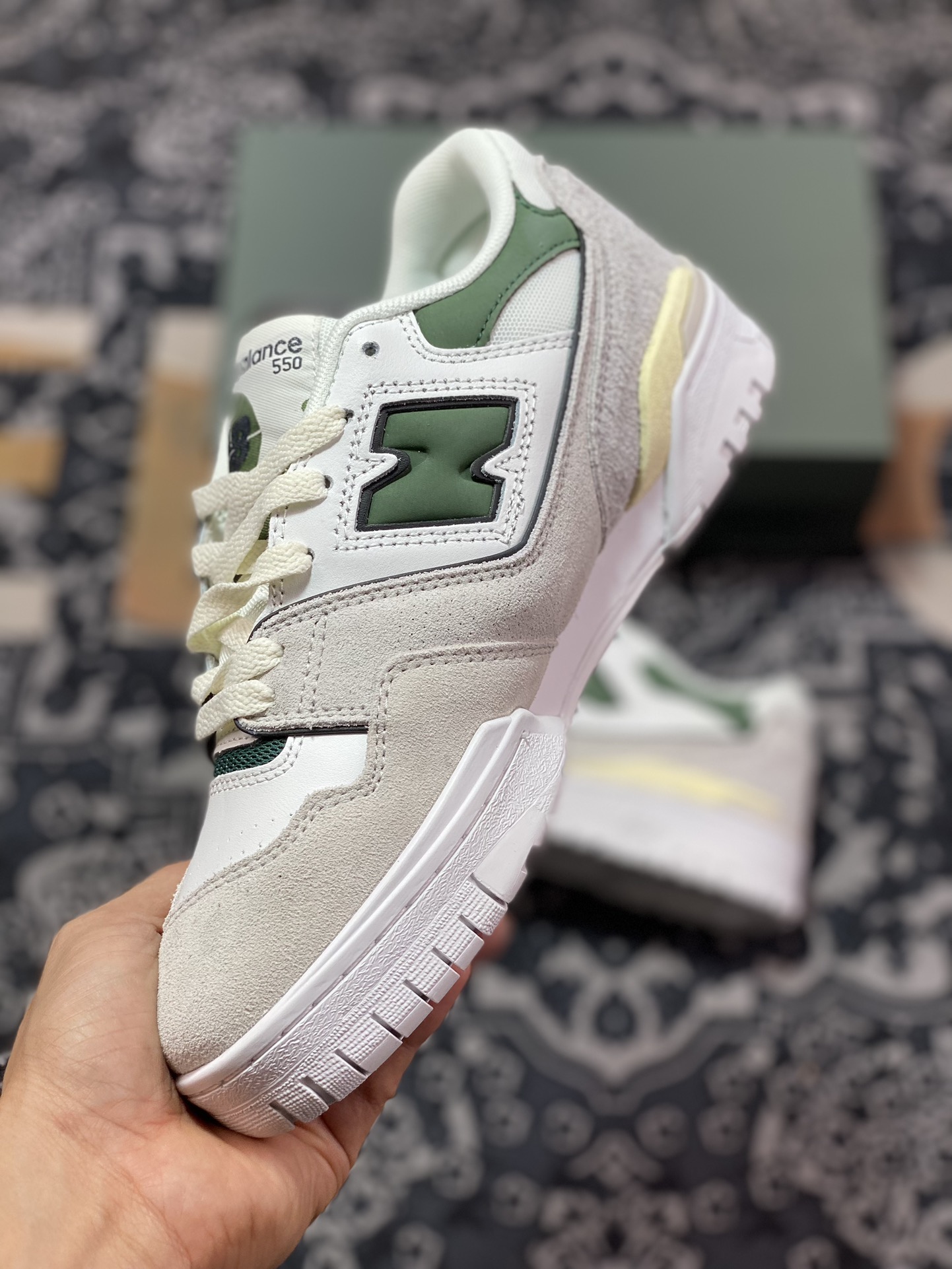 200 New Balance BB550系列 新平衡皮面中性休闲跑鞋 BBW550SG