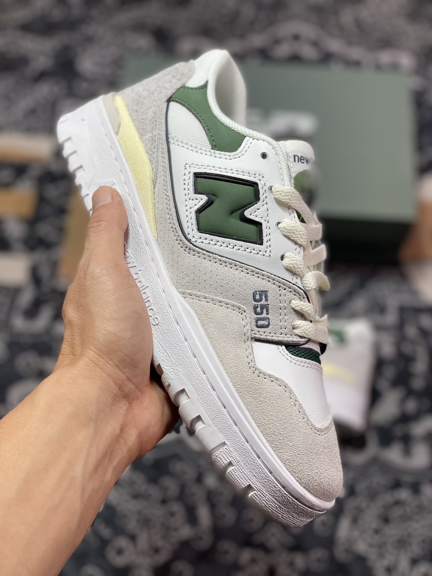 200 New Balance BB550系列 新平衡皮面中性休闲跑鞋 BBW550SG