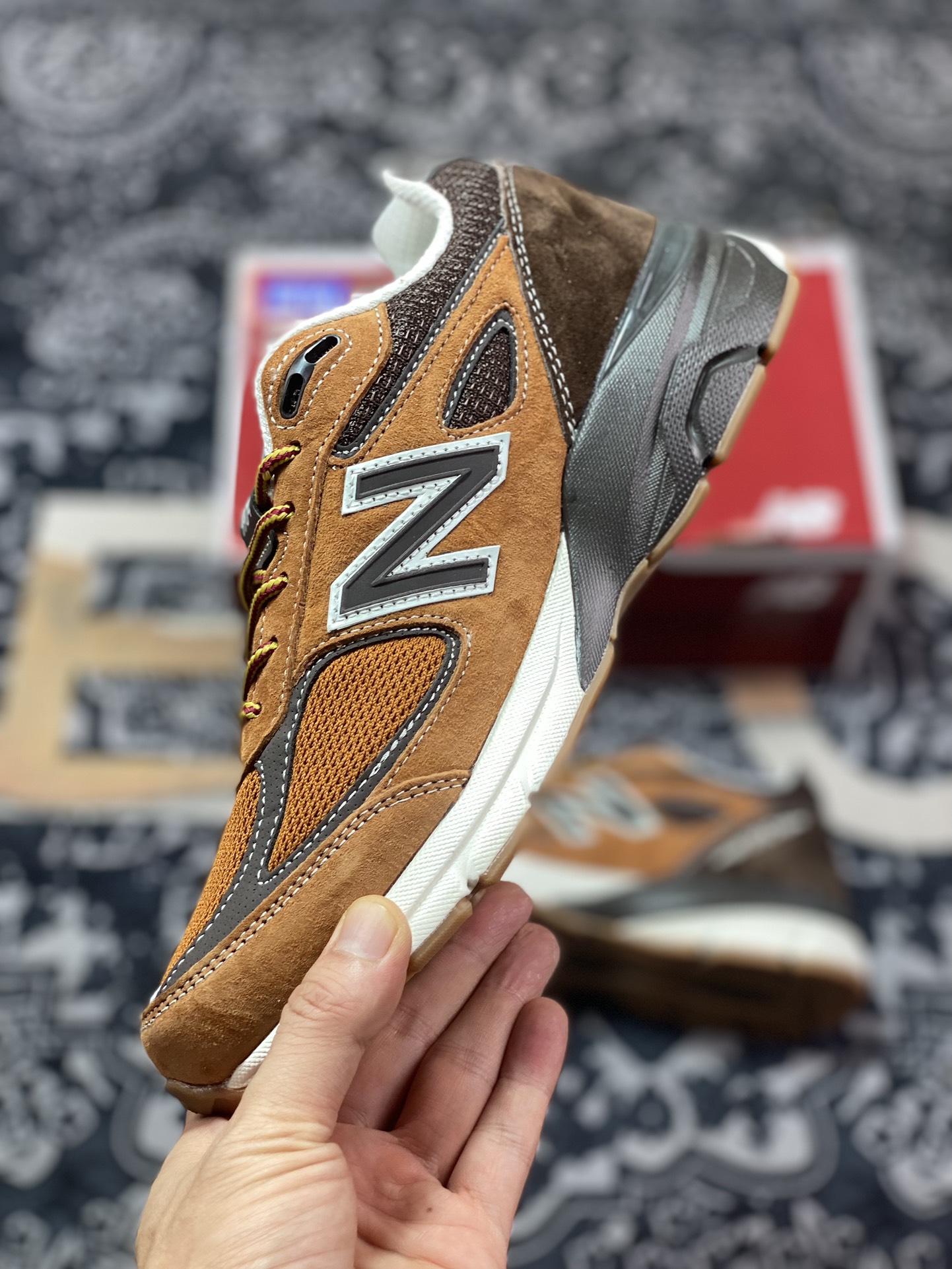 240 New Balance in USA M990V4"L.L.Bean"系列美产血统经典跑步鞋“深棕摩卡”W990LL4